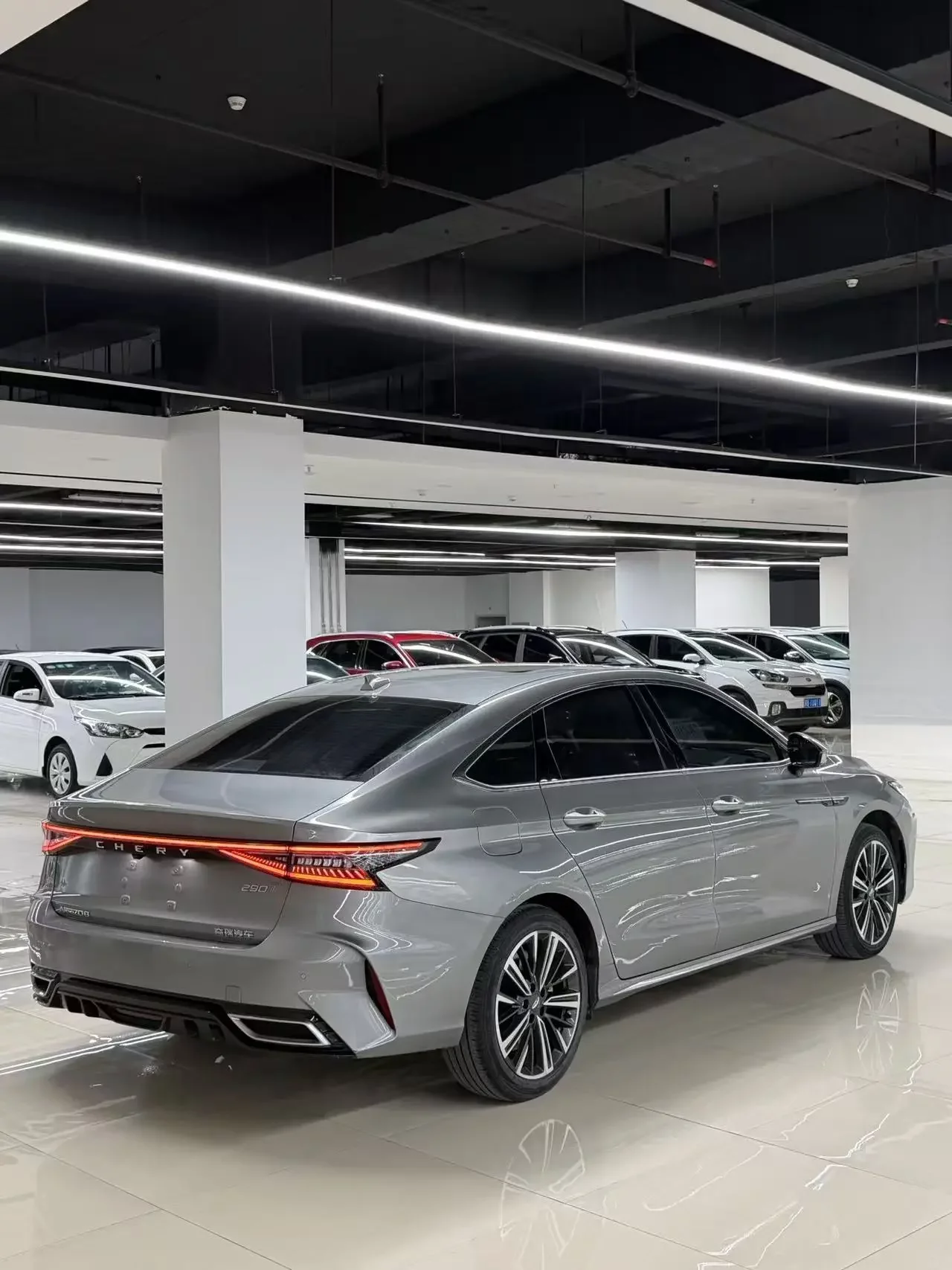 Chery Arrizo 8