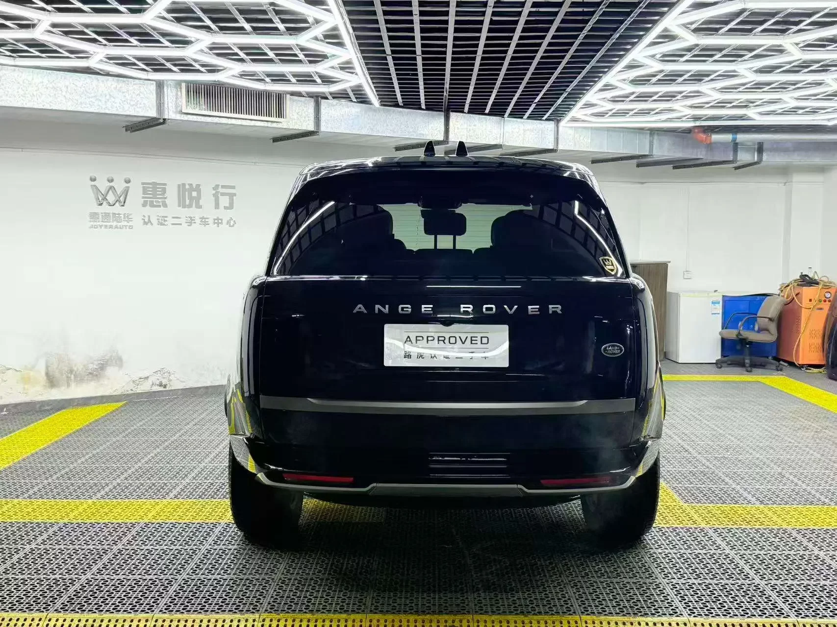 Land Rover range rover
