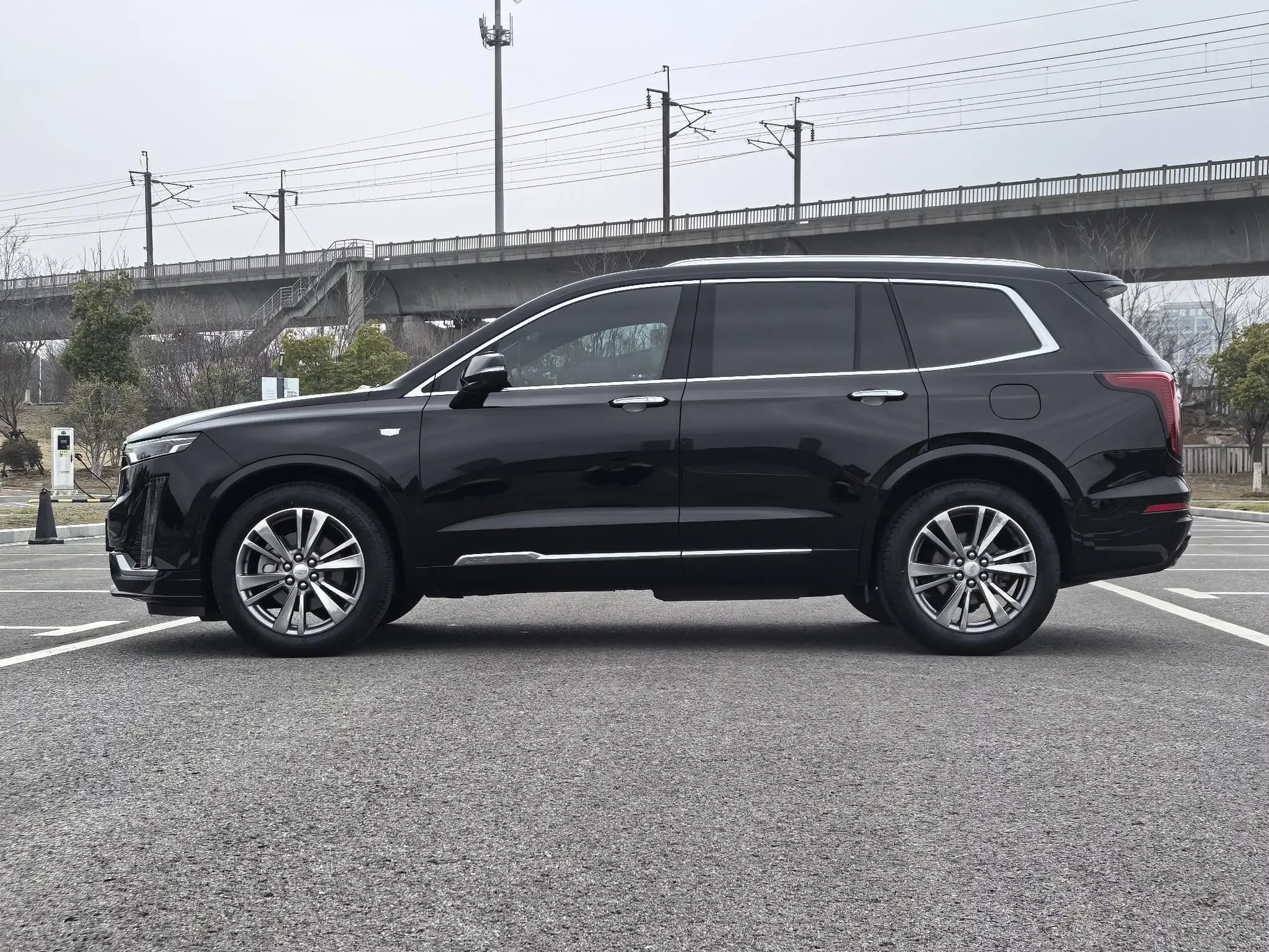 Cadillac XT6