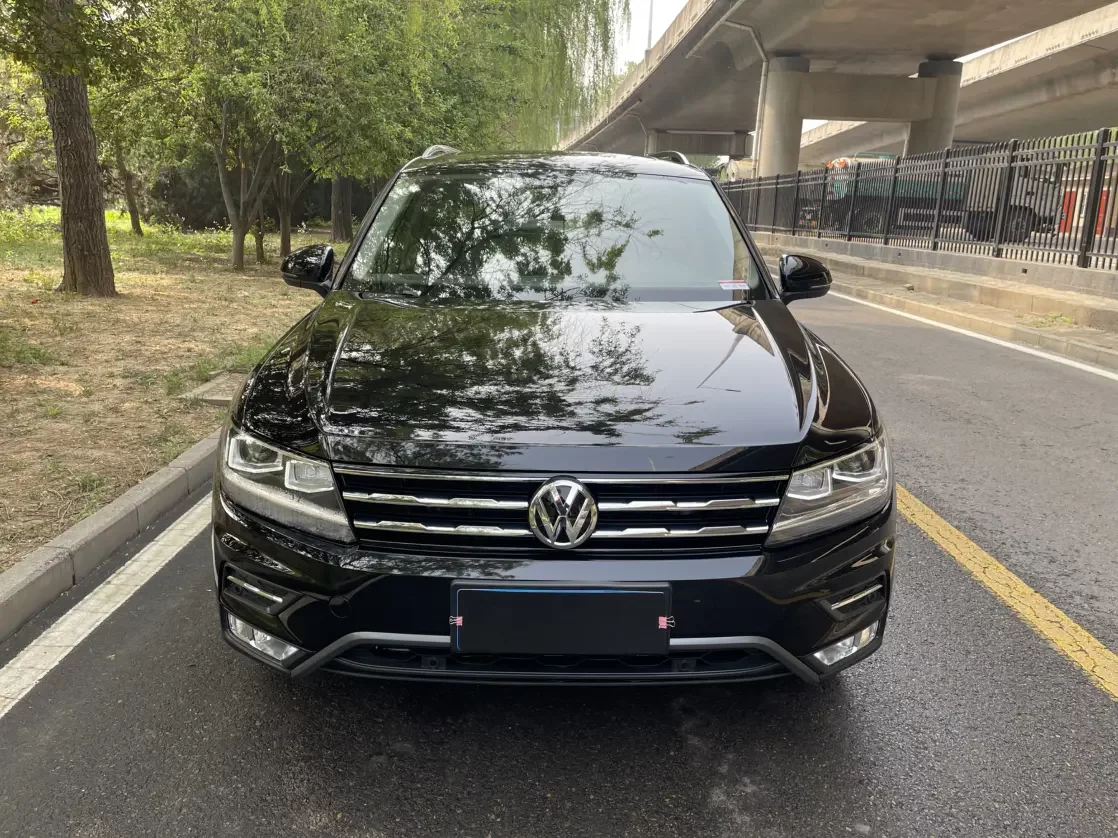 Volkswagen Tiguan L