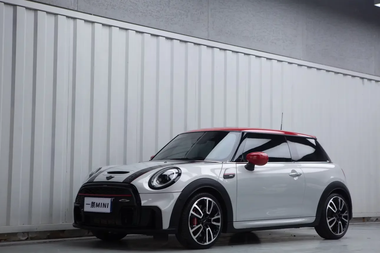 MINI JCW