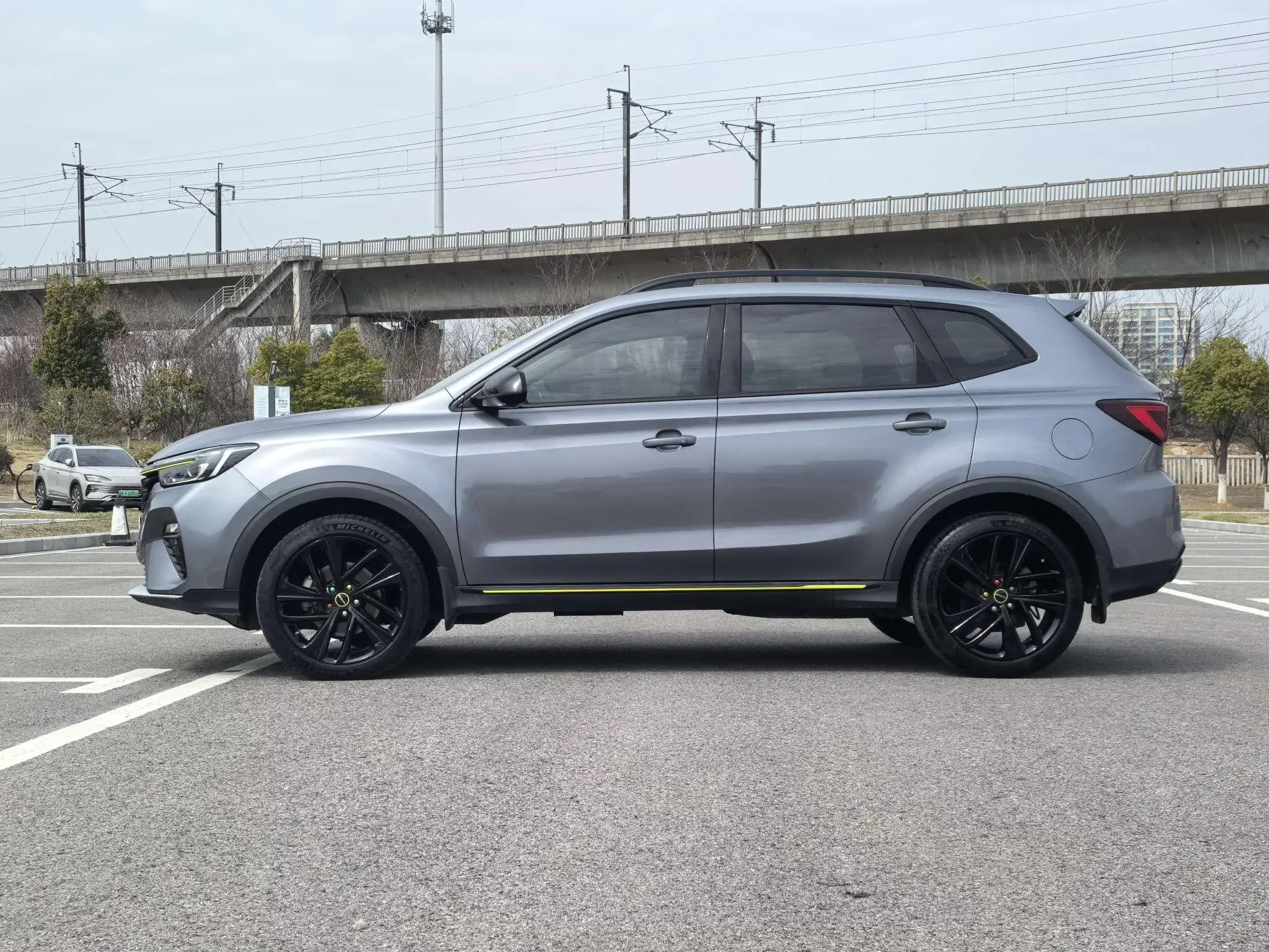 Roewe RX5
