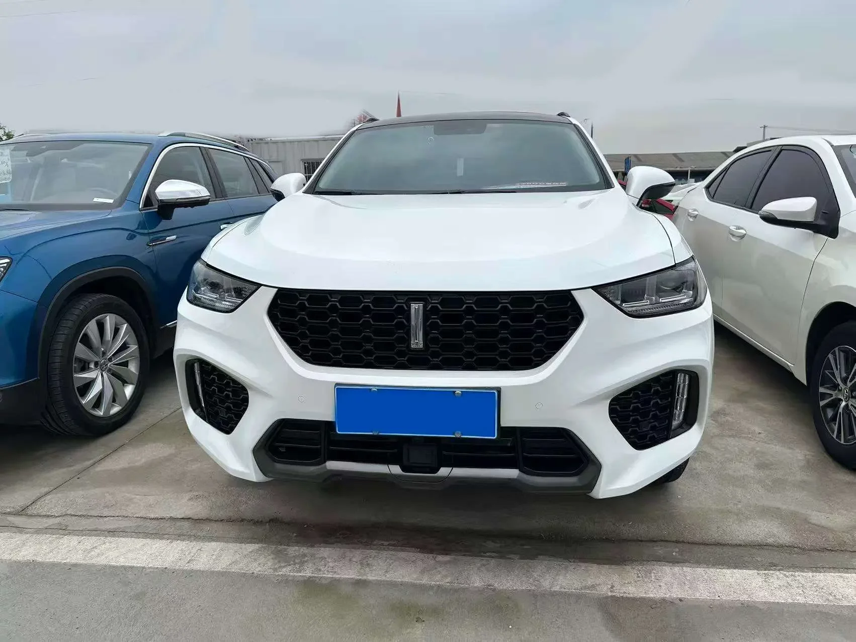 Wey Wei brand VV5