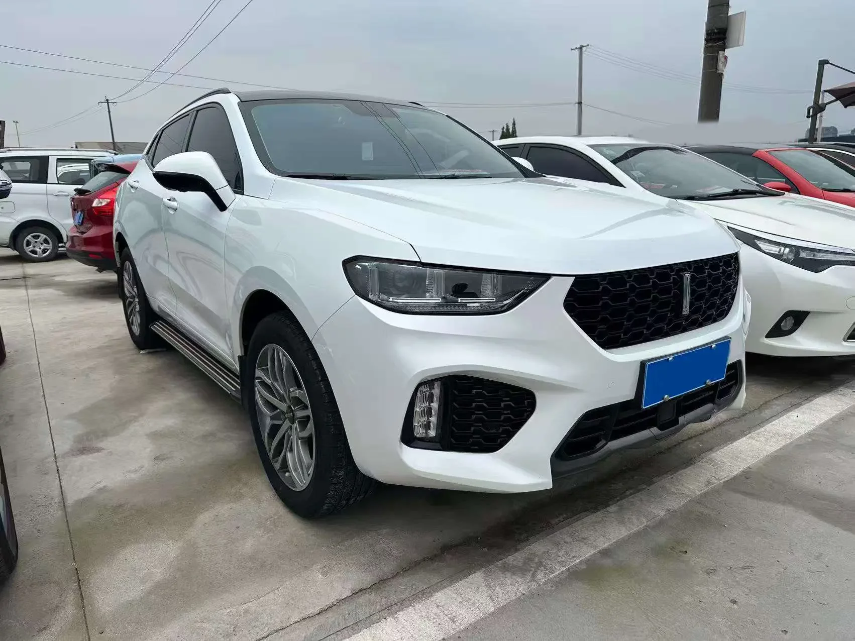 Wey Wei brand VV5
