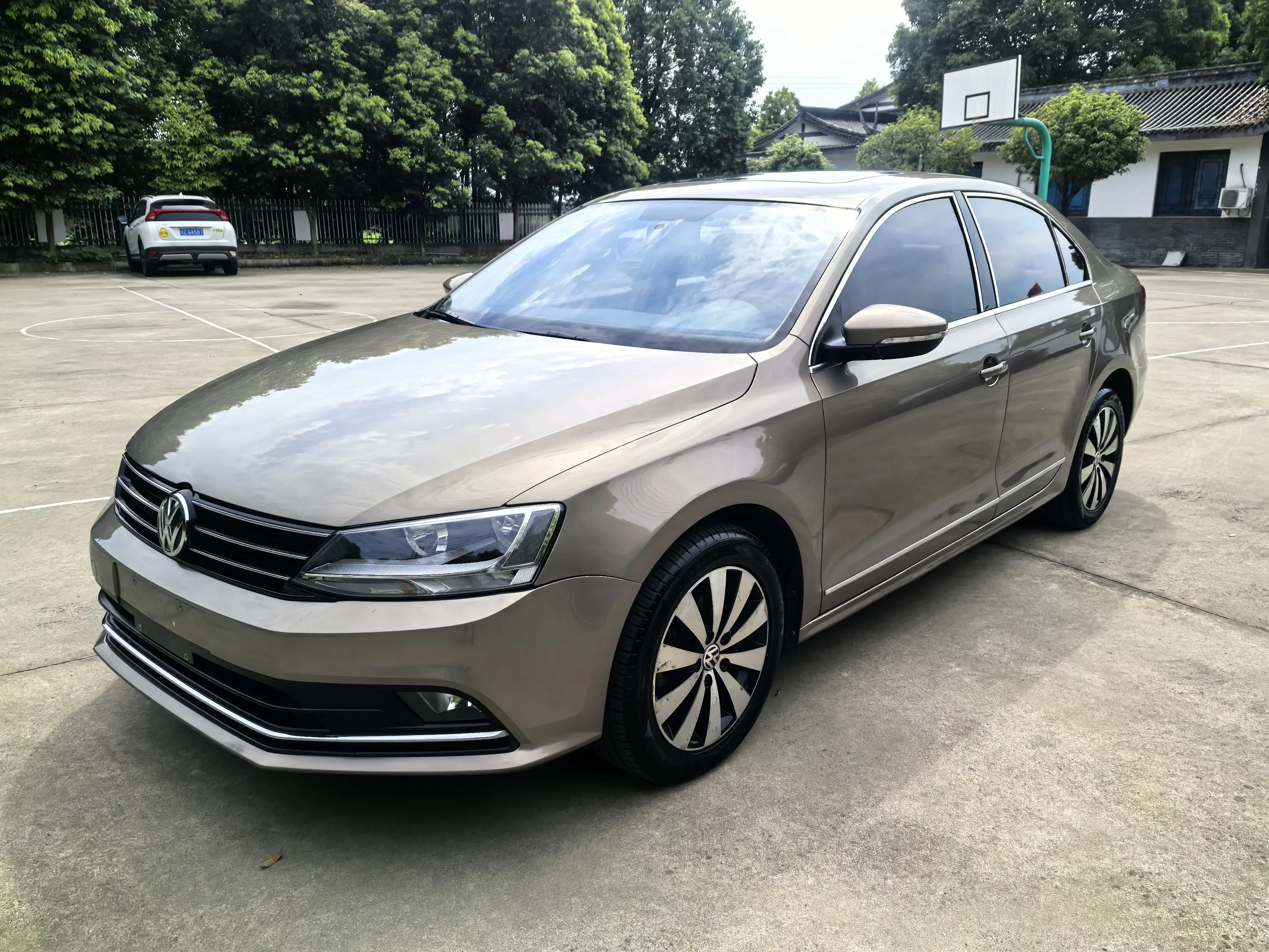 Volkswagen Sagitar
