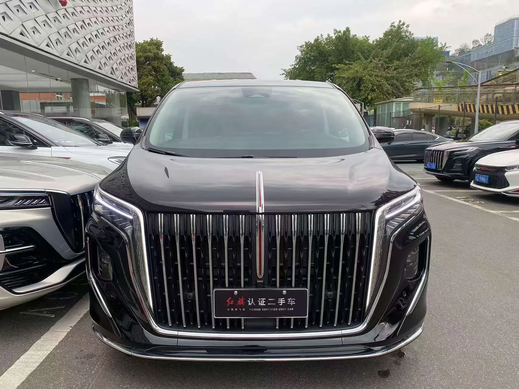 Hongqi HQ9 PHEV