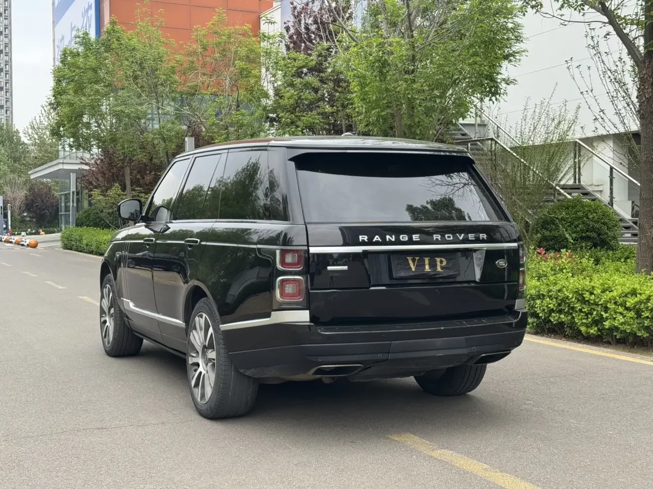 Land Rover range rover
