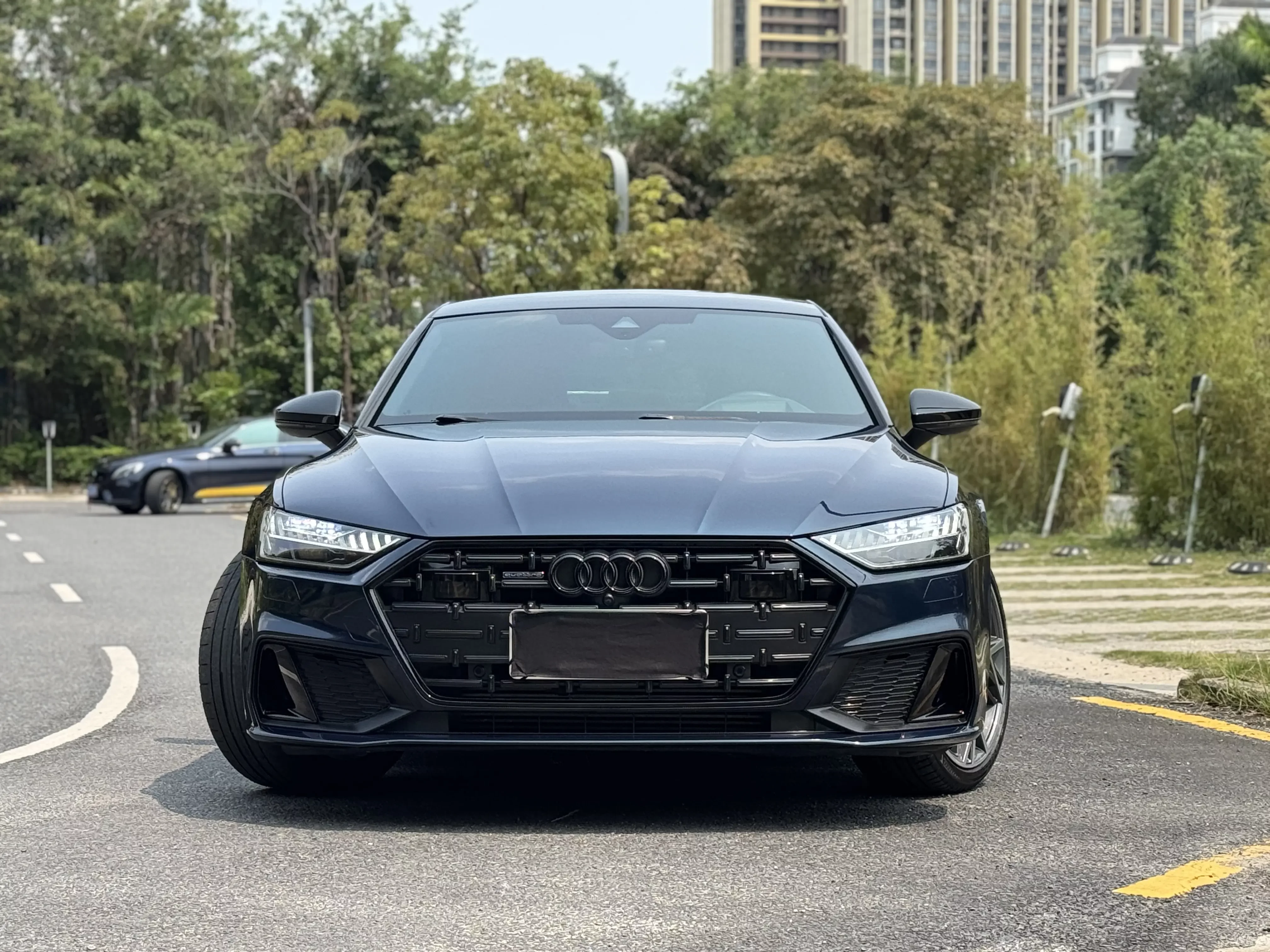 Audi A7L