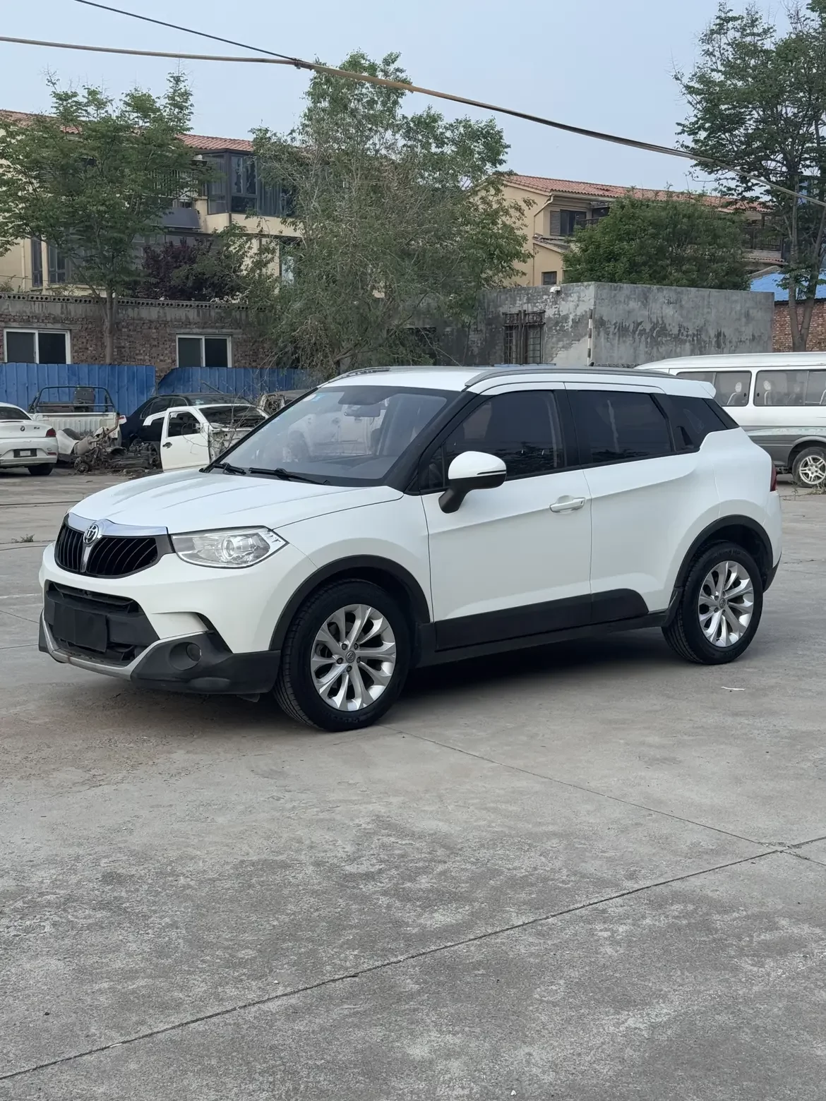 Brilliance China V3