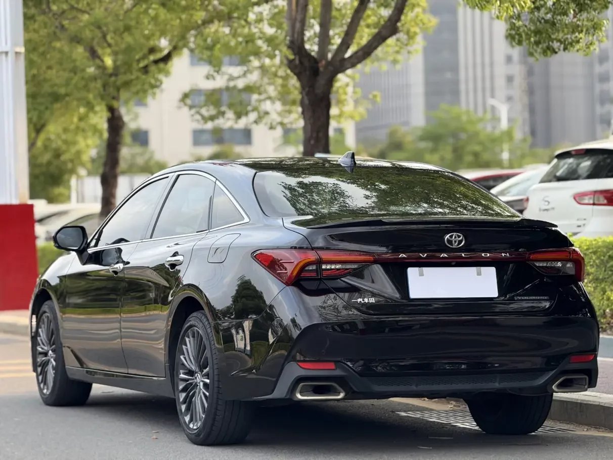 Toyota Avalon