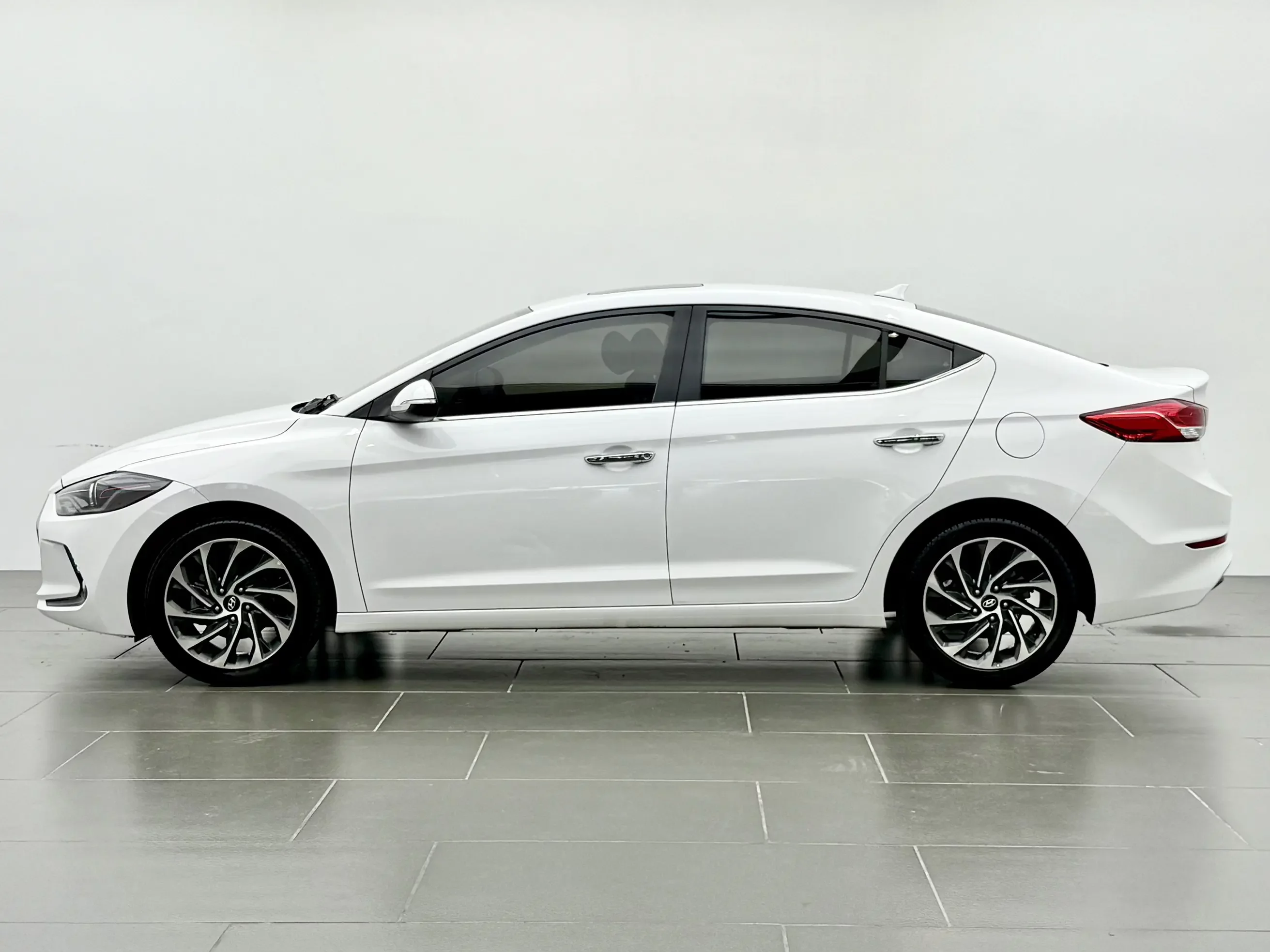 Hyundai lead