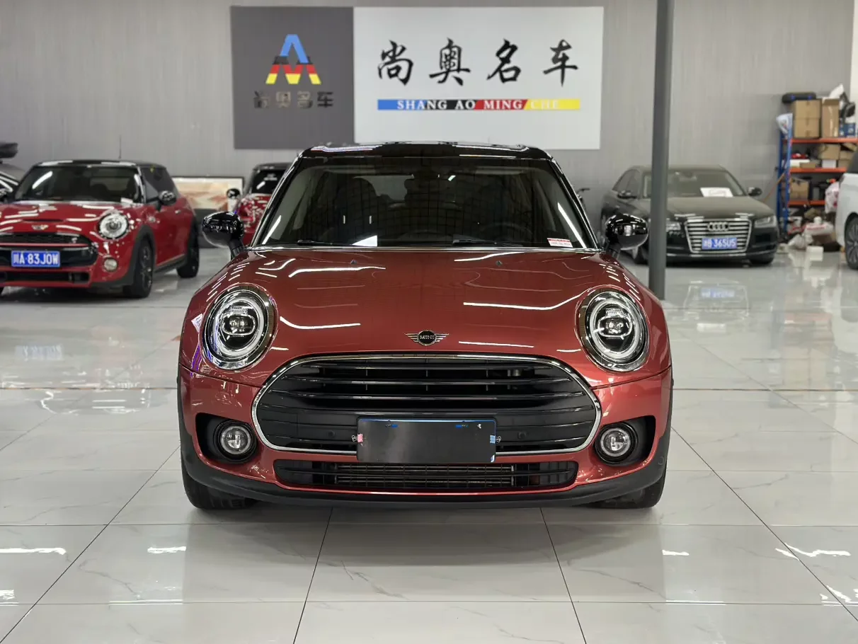 MINI CLUBMAN