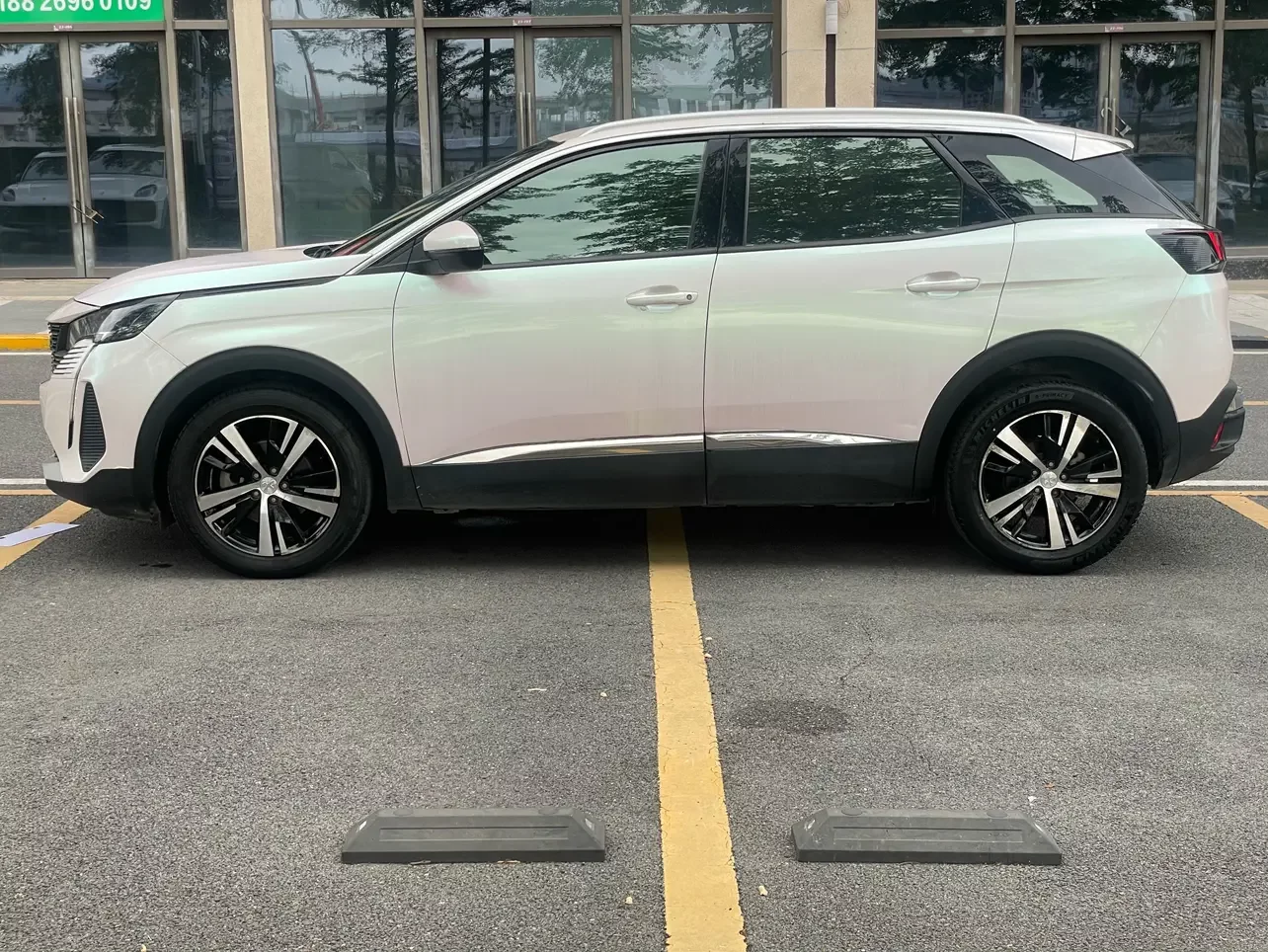 Peugeot 4008