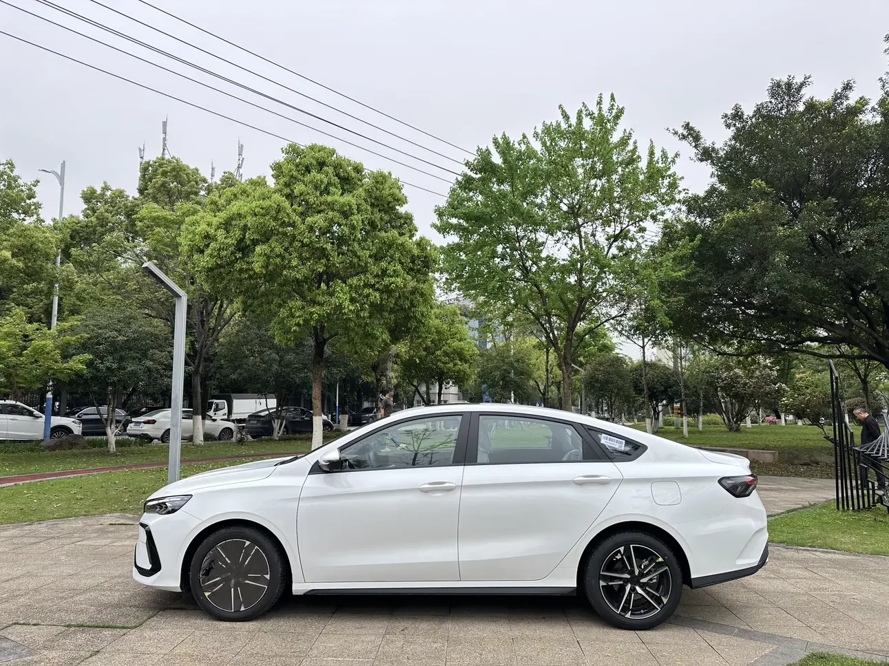 Geely Binrui