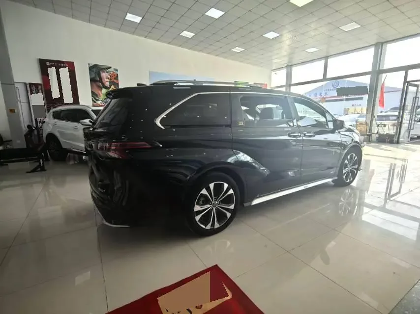 Toyota Granvia