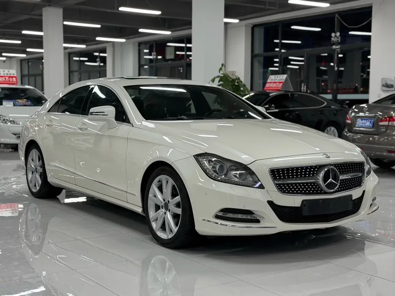 Mercedes-Benz CLS