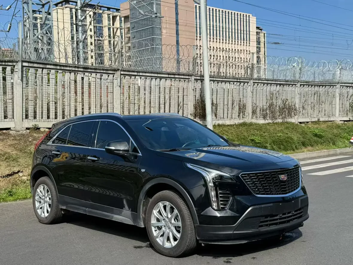 Cadillac XT4