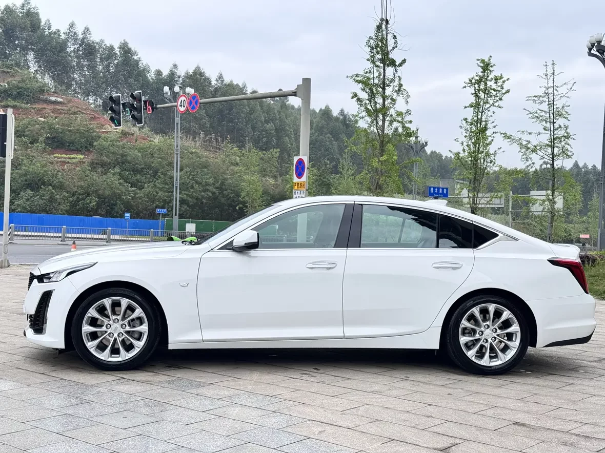 Cadillac CT5