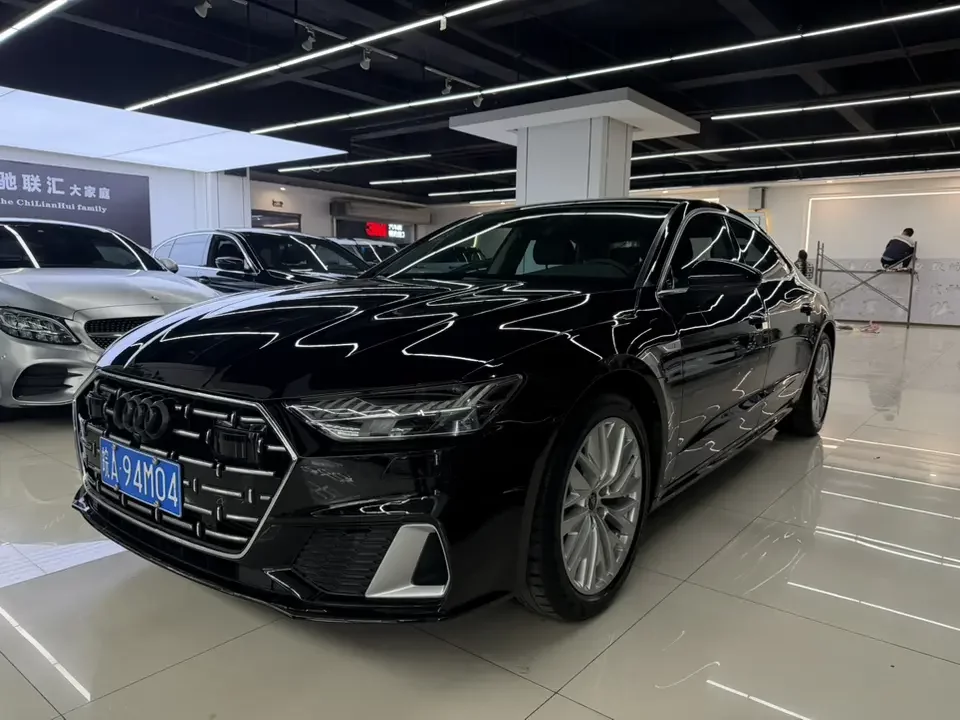Audi A7L