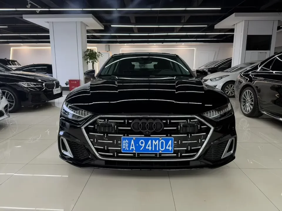 Audi A7L