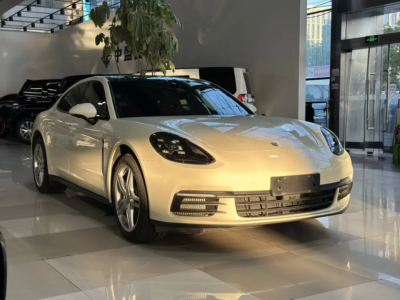 Porsche Panamera