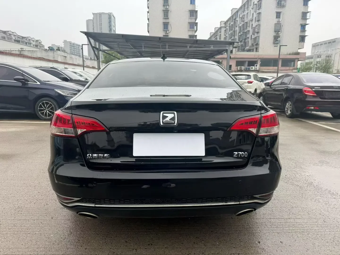 Zotye Z700