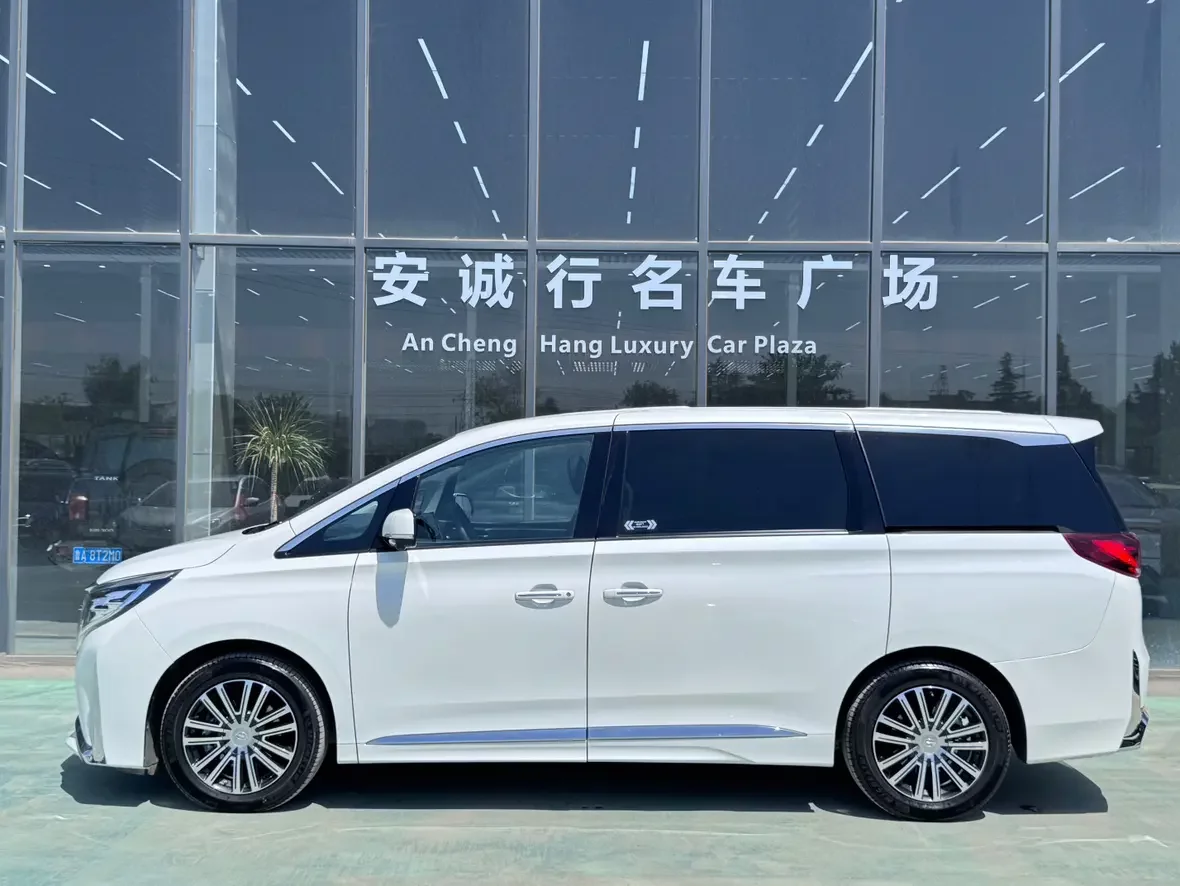 GAC Trumpchi M8
