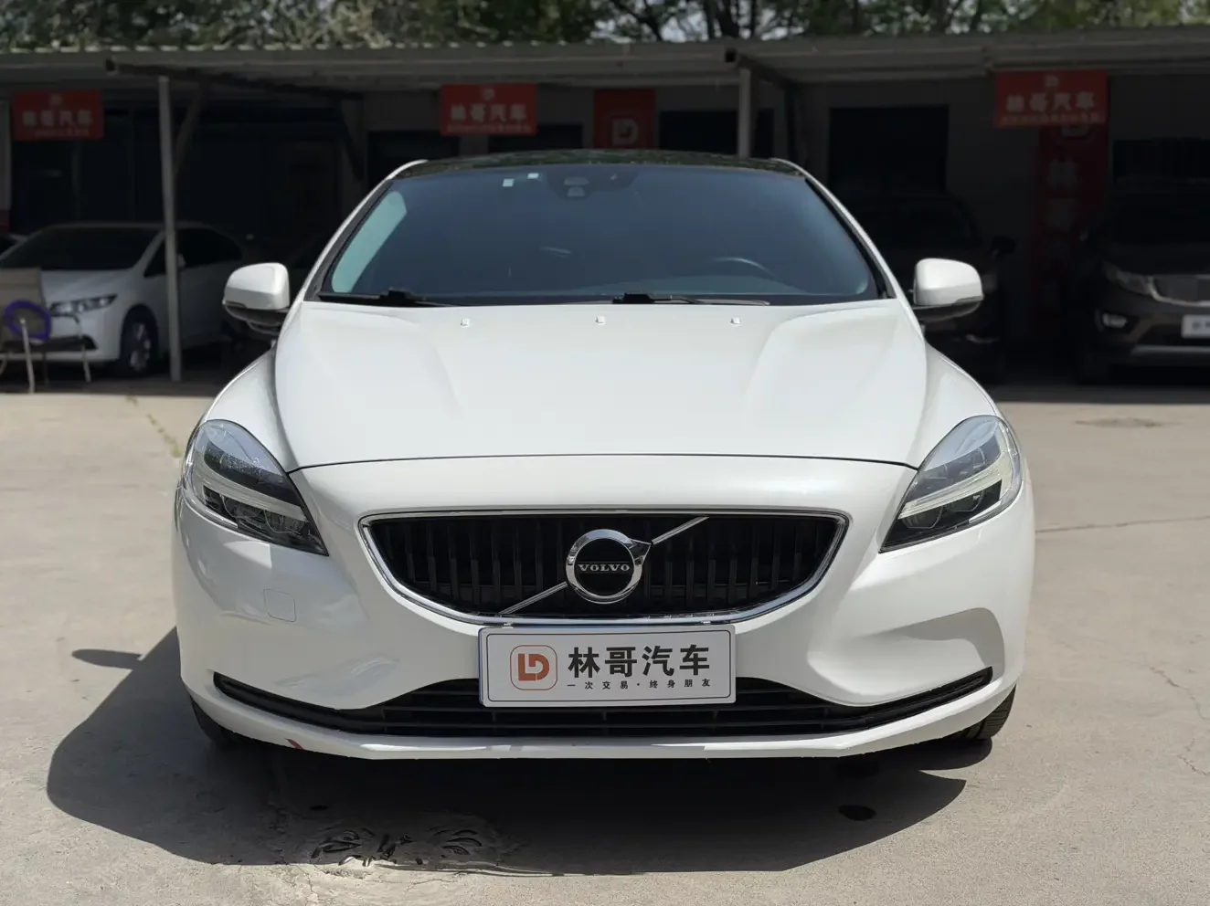 Volvo V40