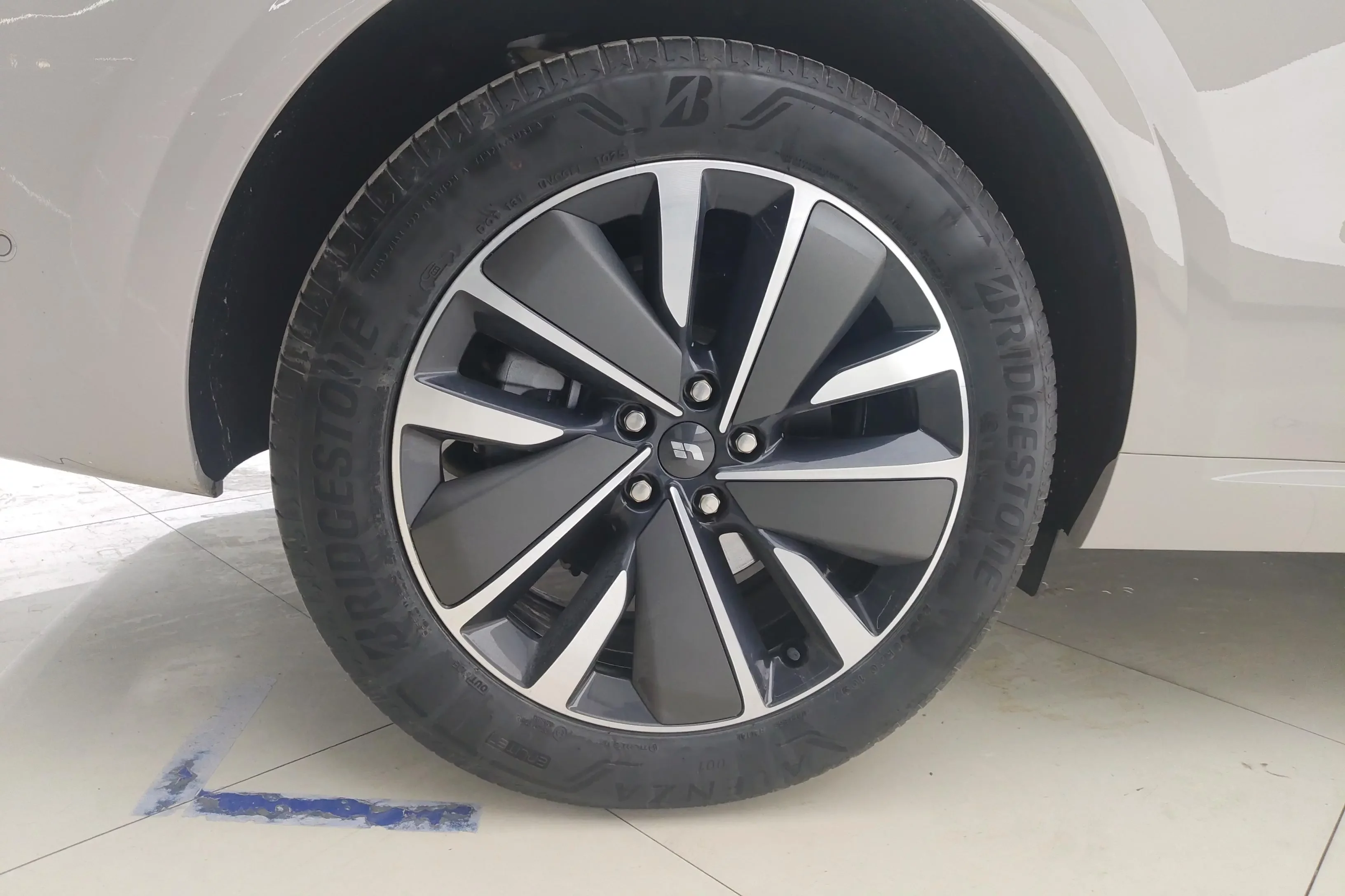 Lixiang L6
