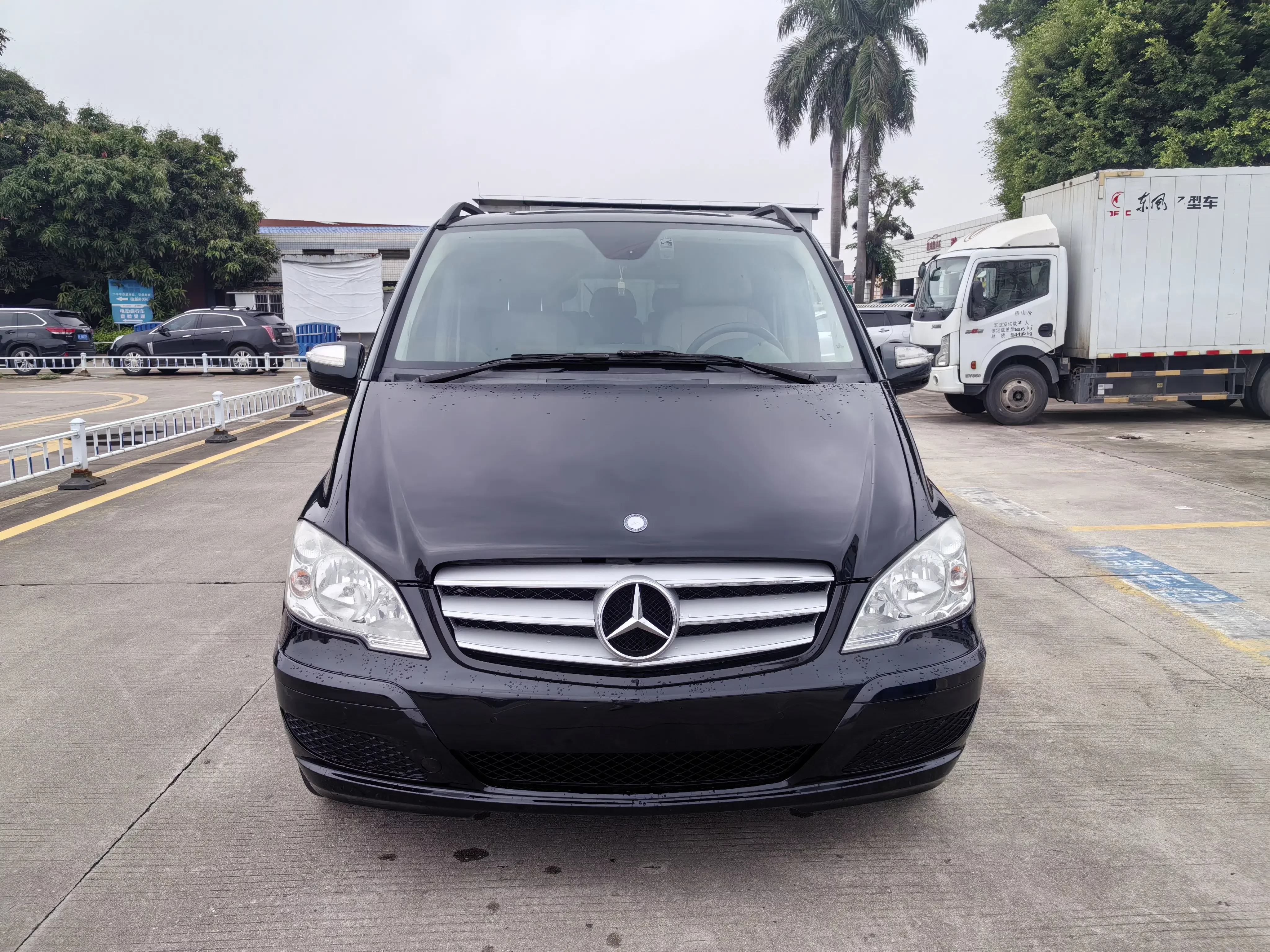 Mercedes-Benz Viano