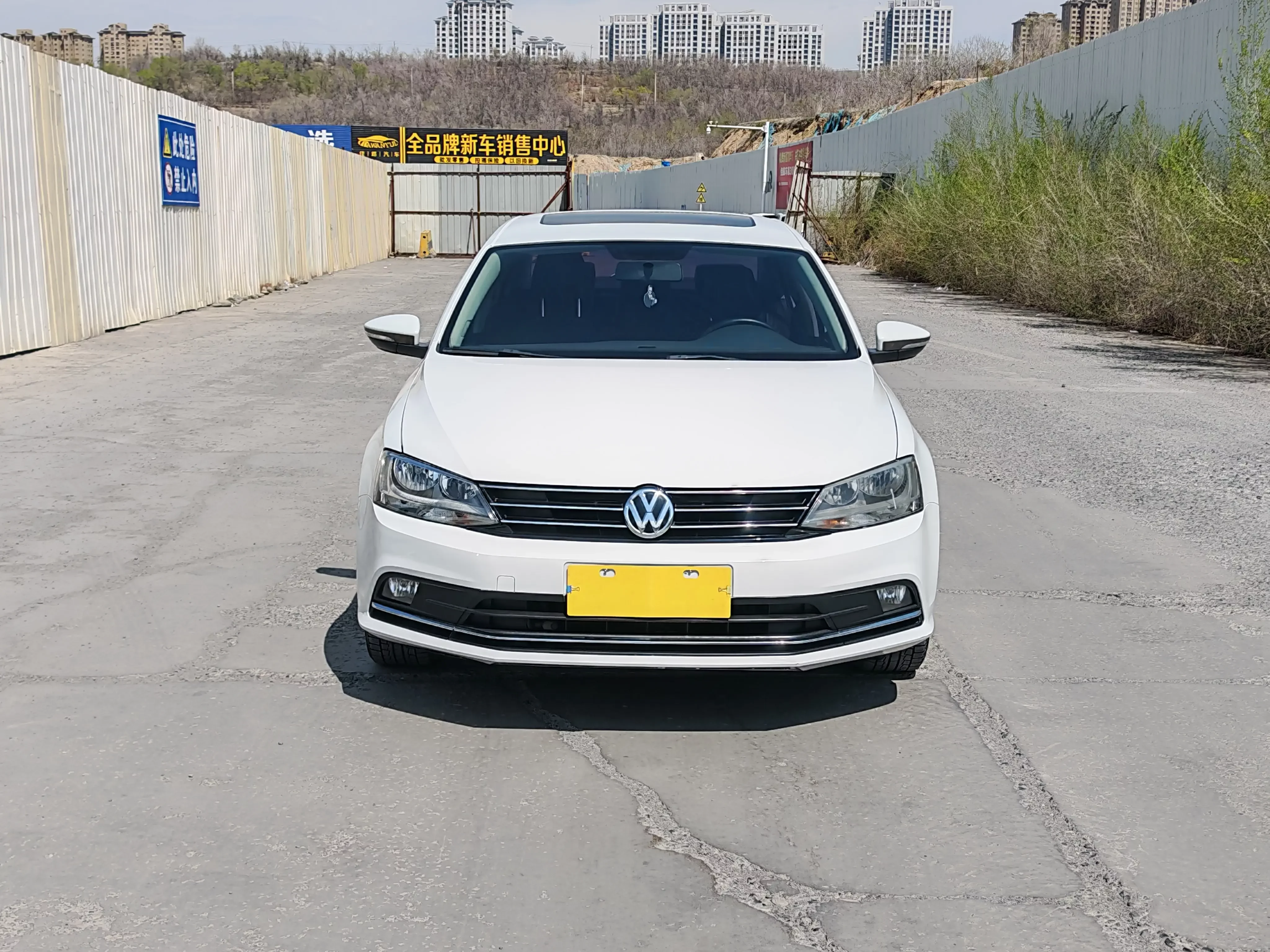 Volkswagen Sagitar