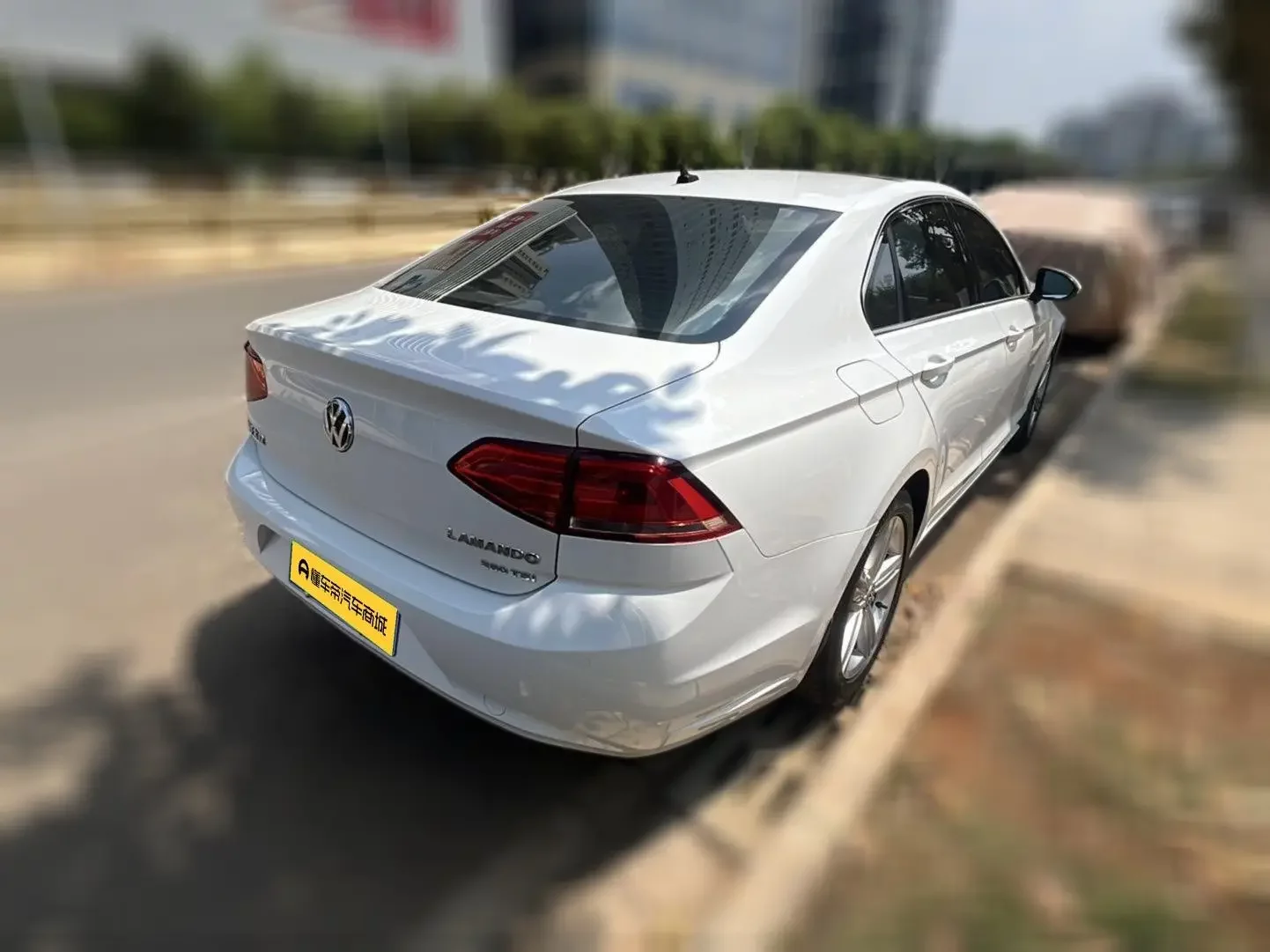 Volkswagen Lamando