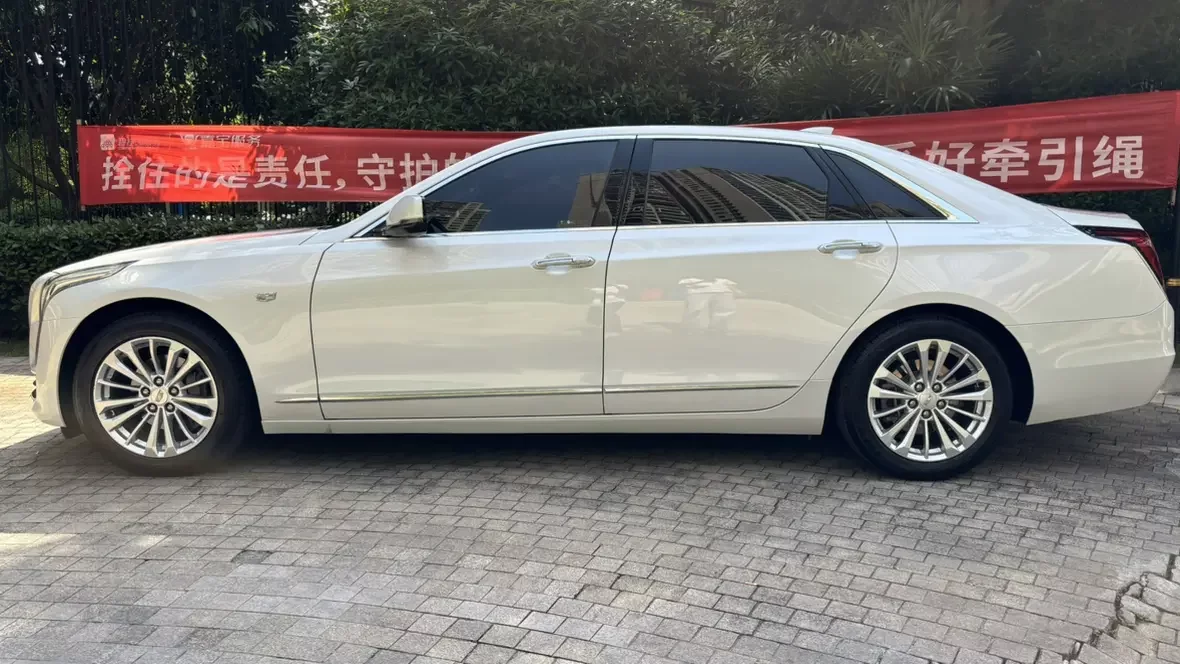 Cadillac CT6