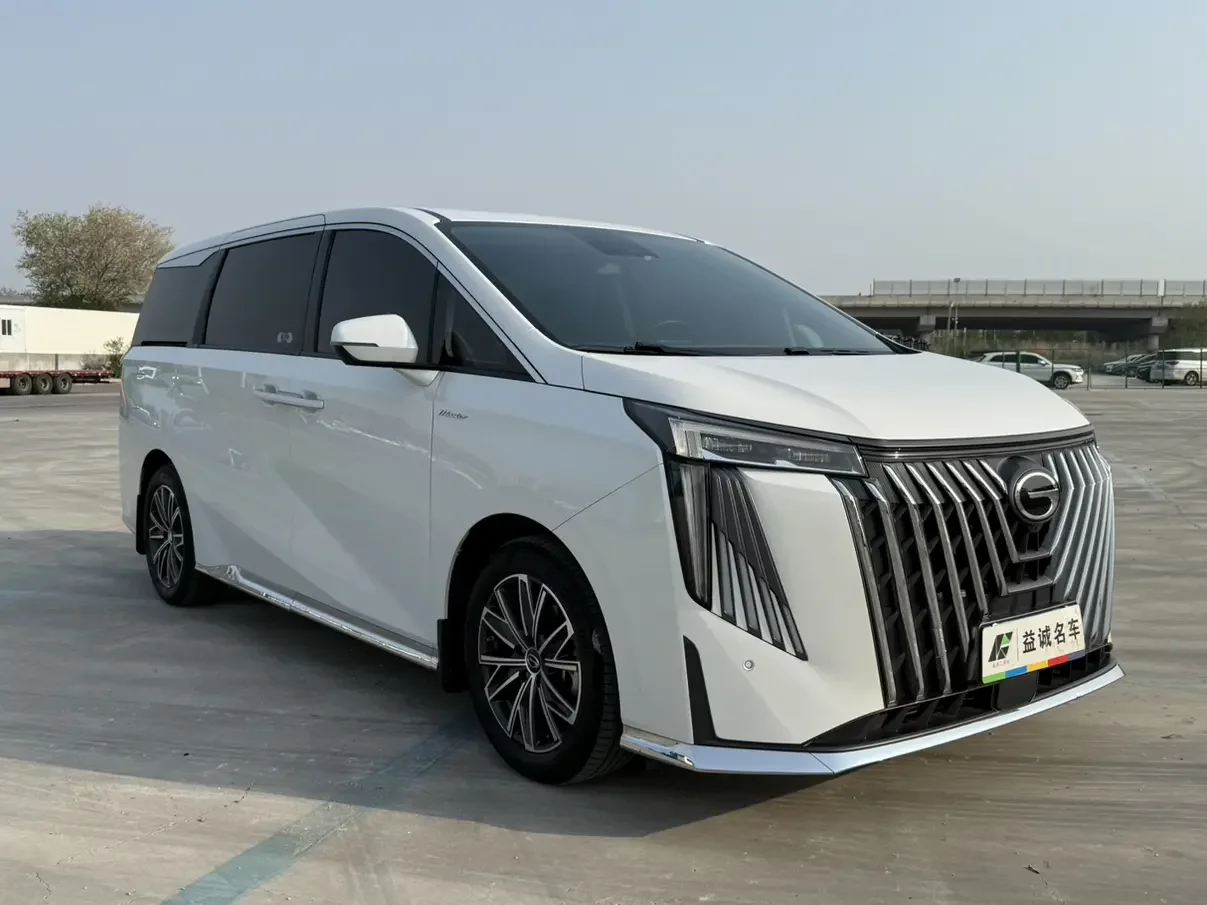 GAC Trumpchi M8