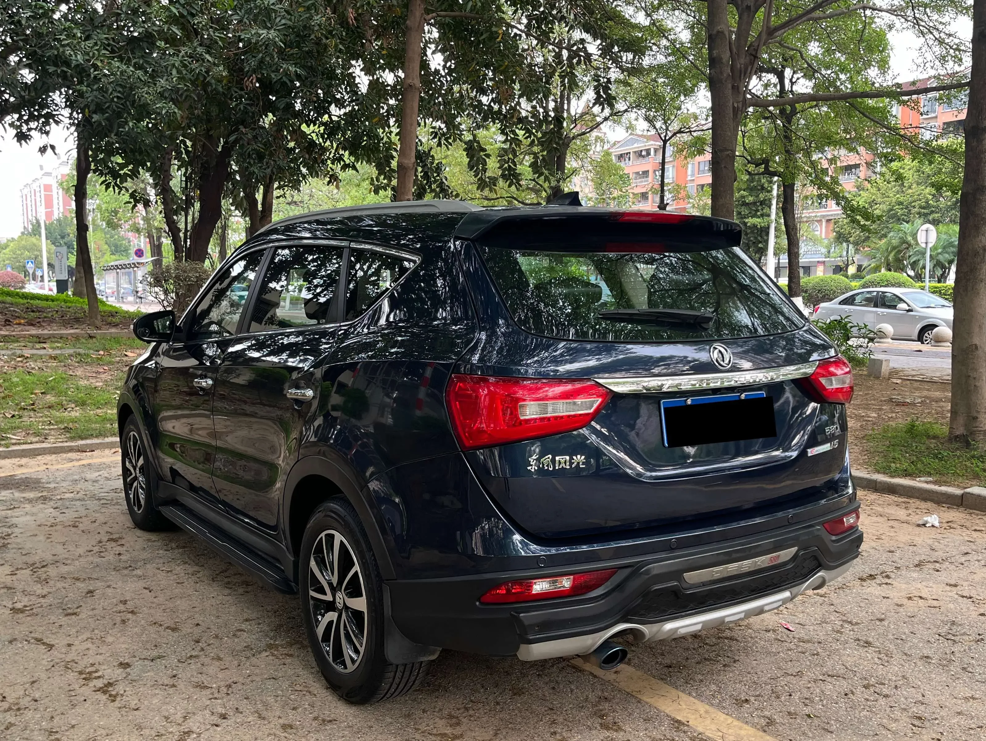 Dongfeng Fengon 580