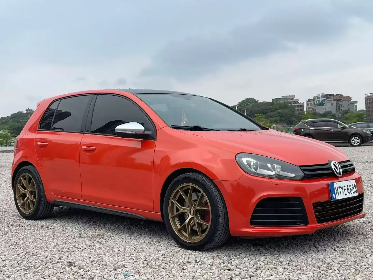 Volkswagen Golf GTI