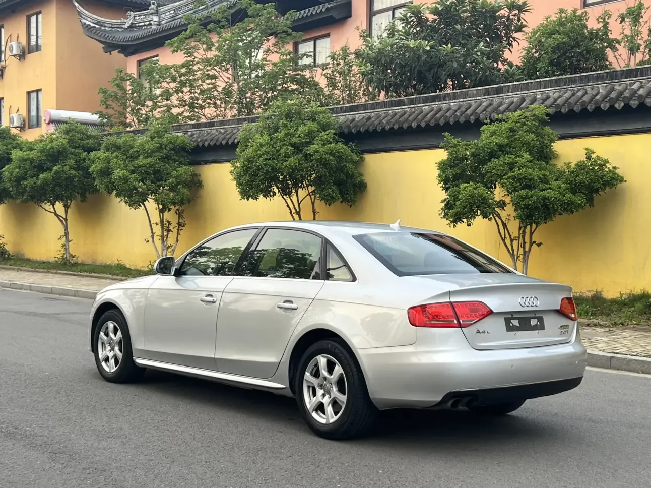 Audi A4L