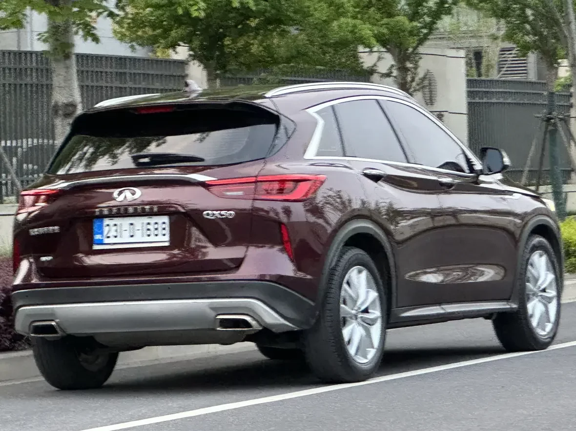 Infiniti QX50