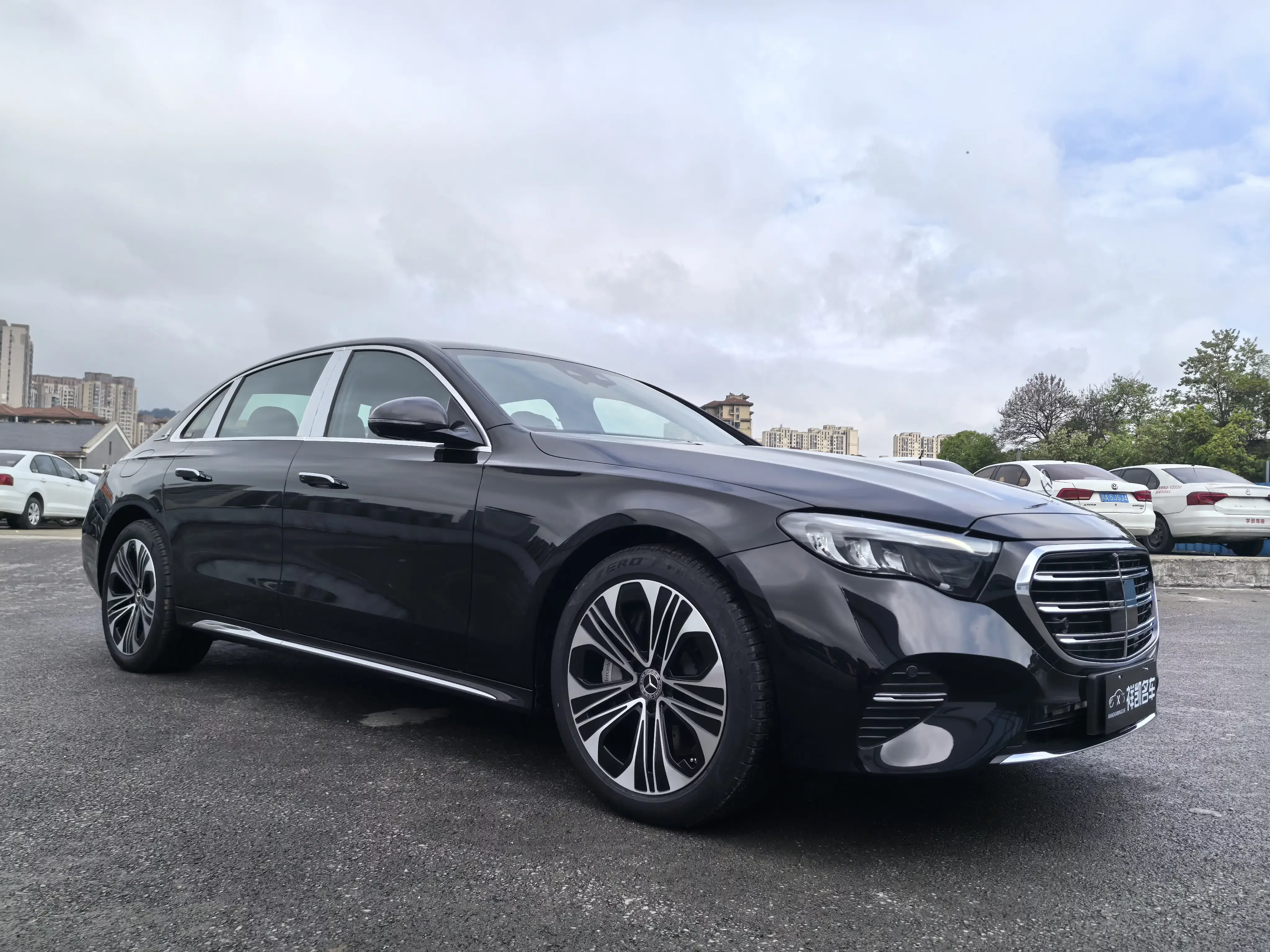 Mercedes-Benz E-Class PHEV