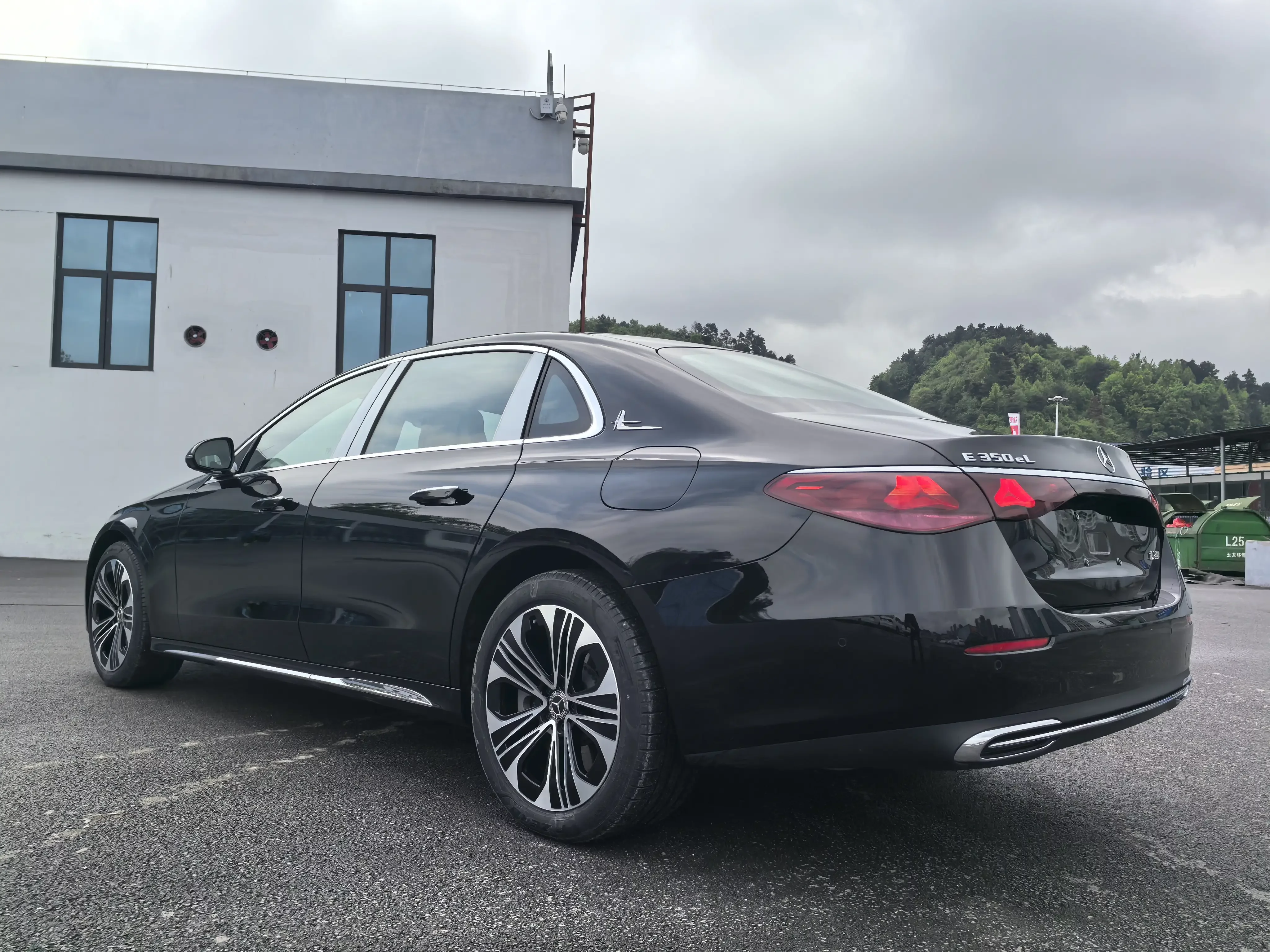 Mercedes-Benz E-Class PHEV