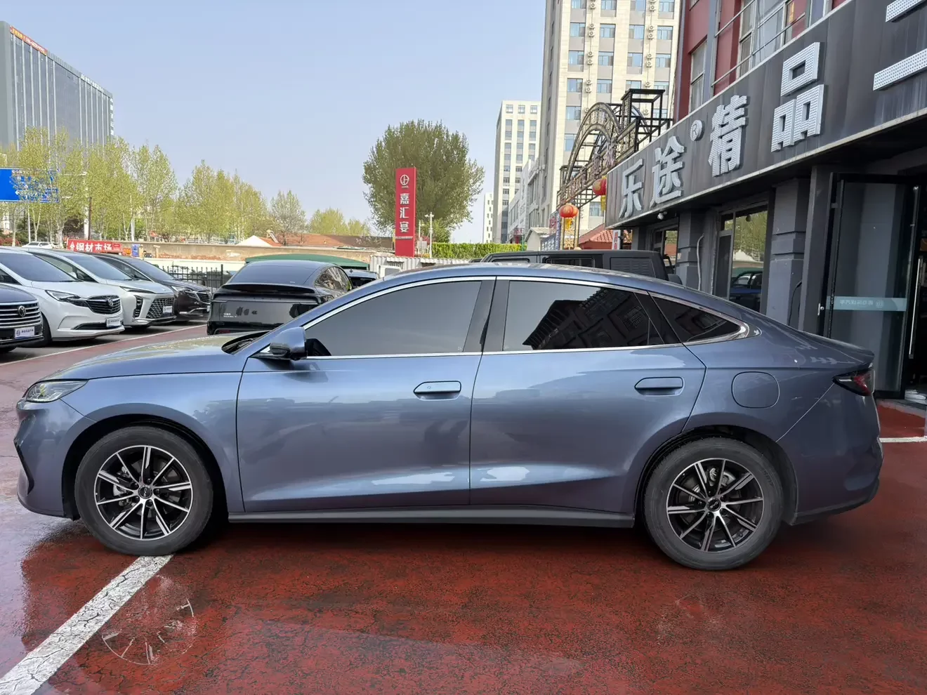 BYD Seal 06DM