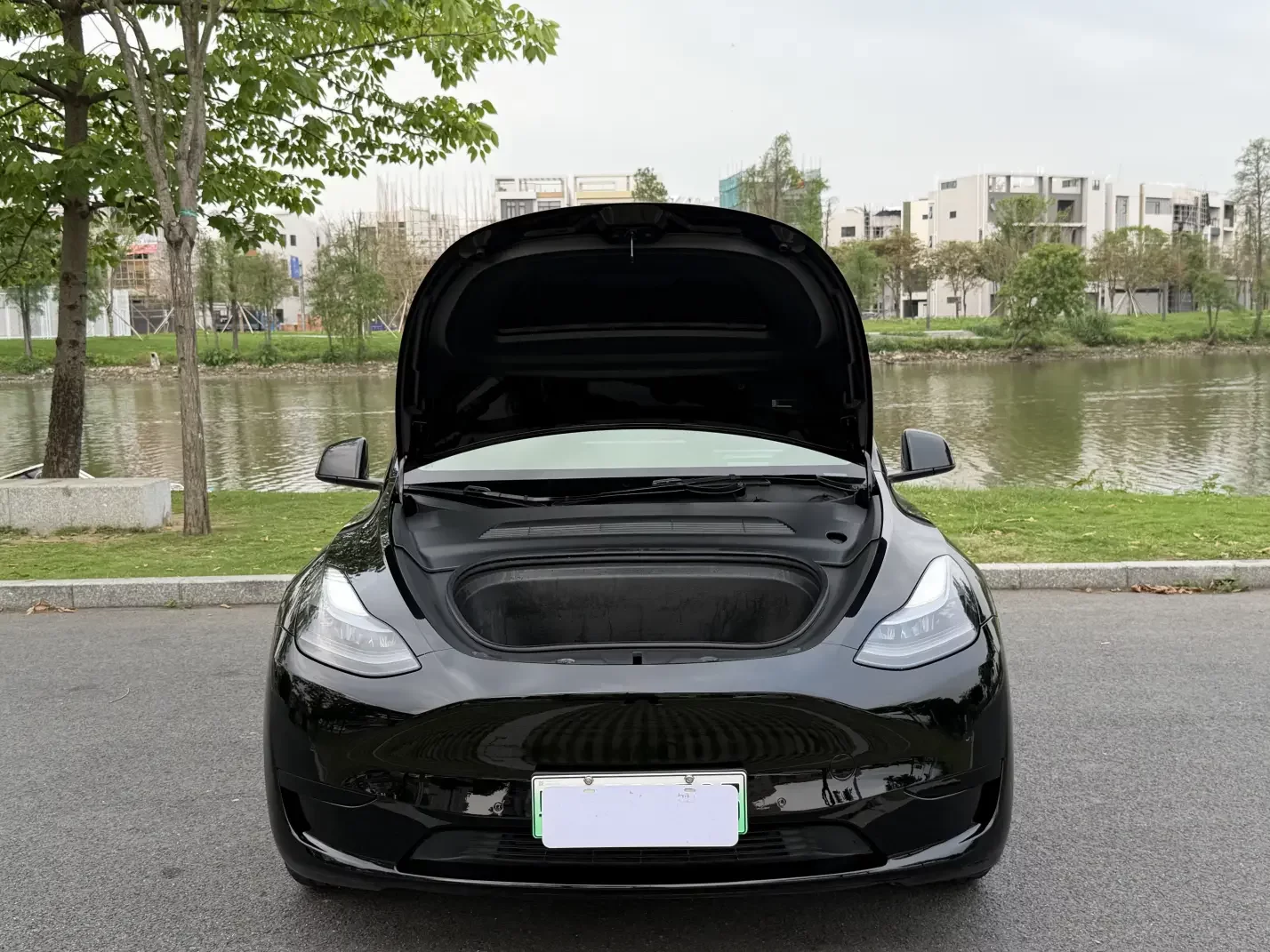 Tesla Model Y  из Китая