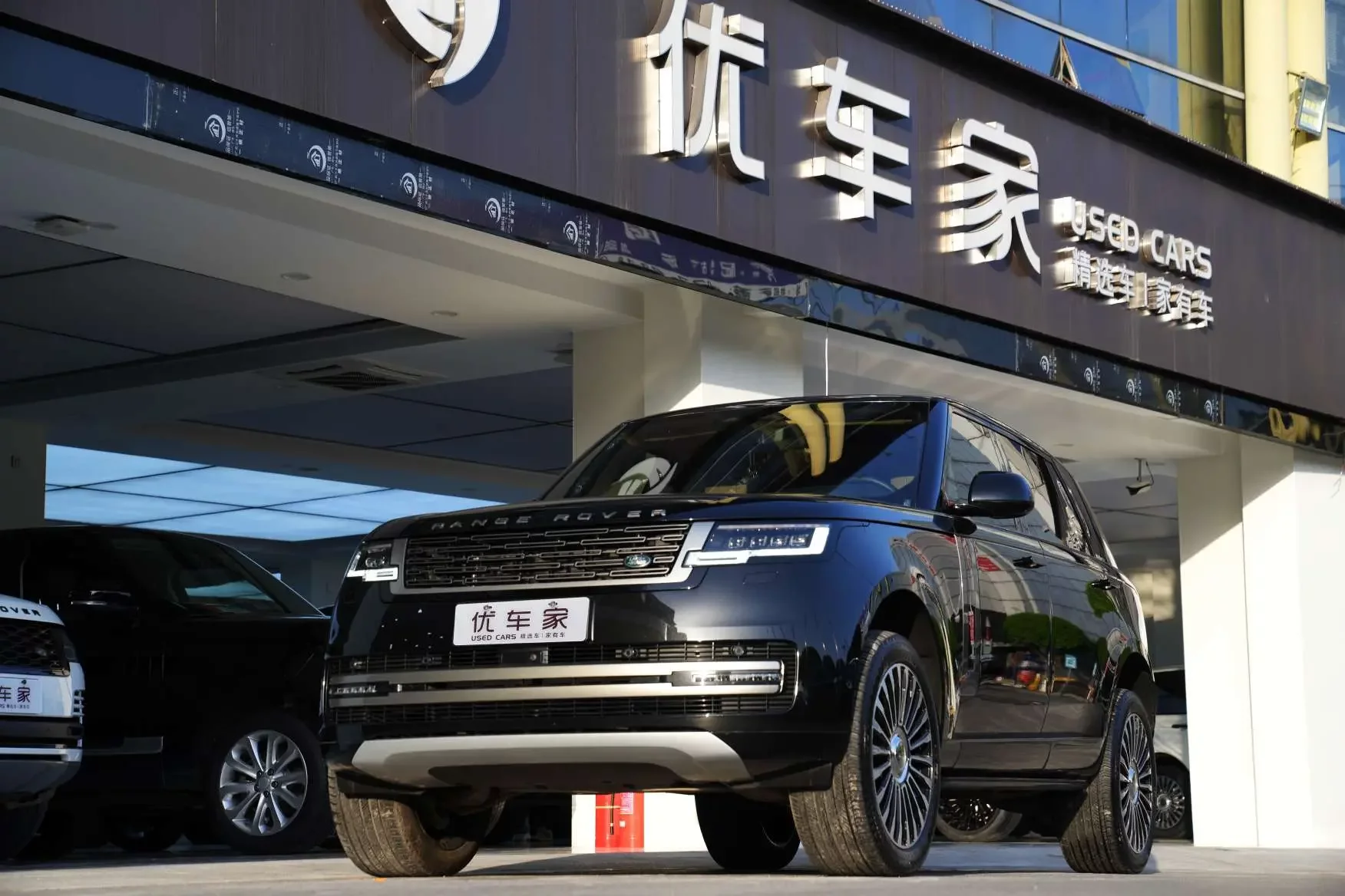 Land Rover range rover