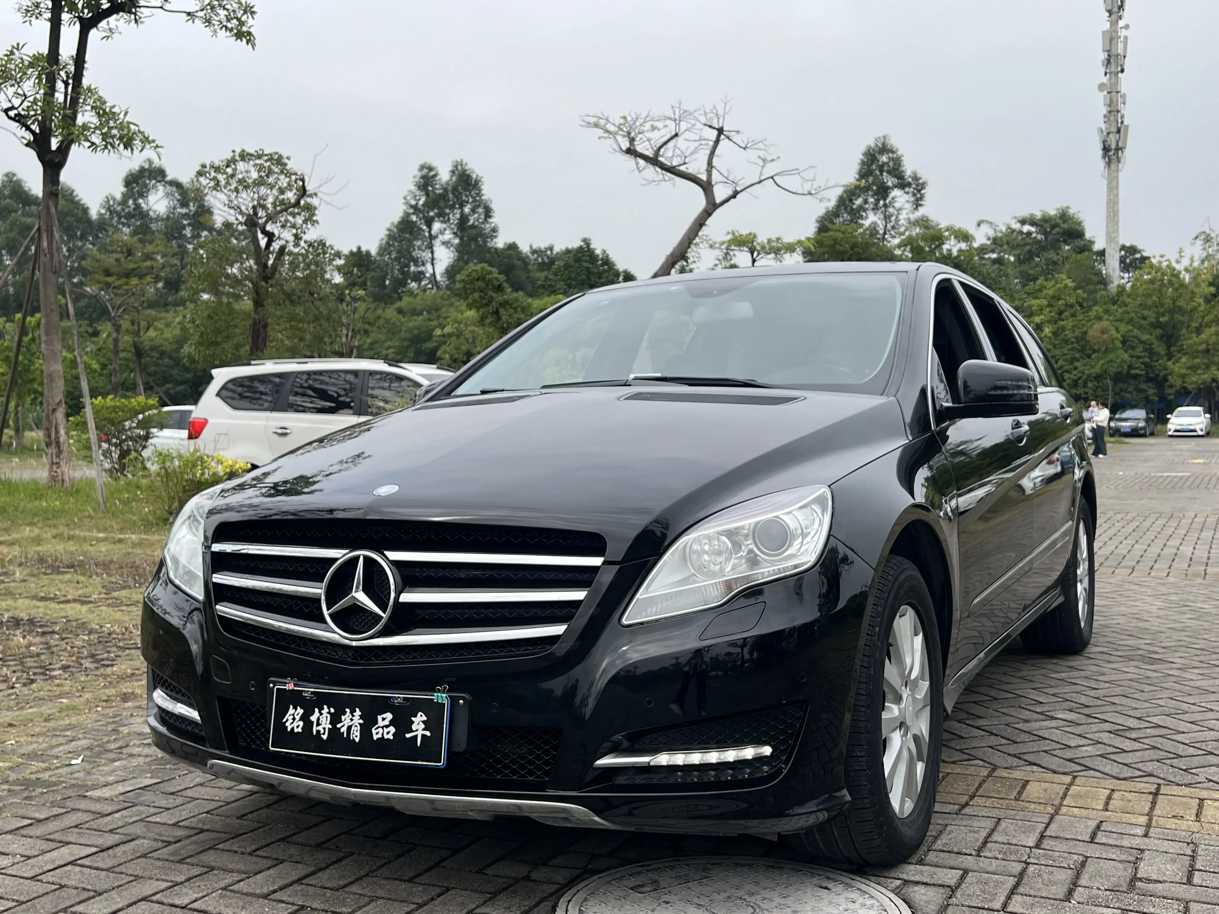 Mercedes-Benz R-Class
