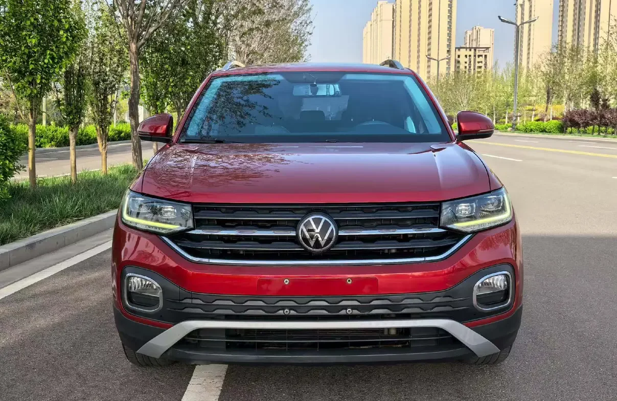 Volkswagen Explore the shadows