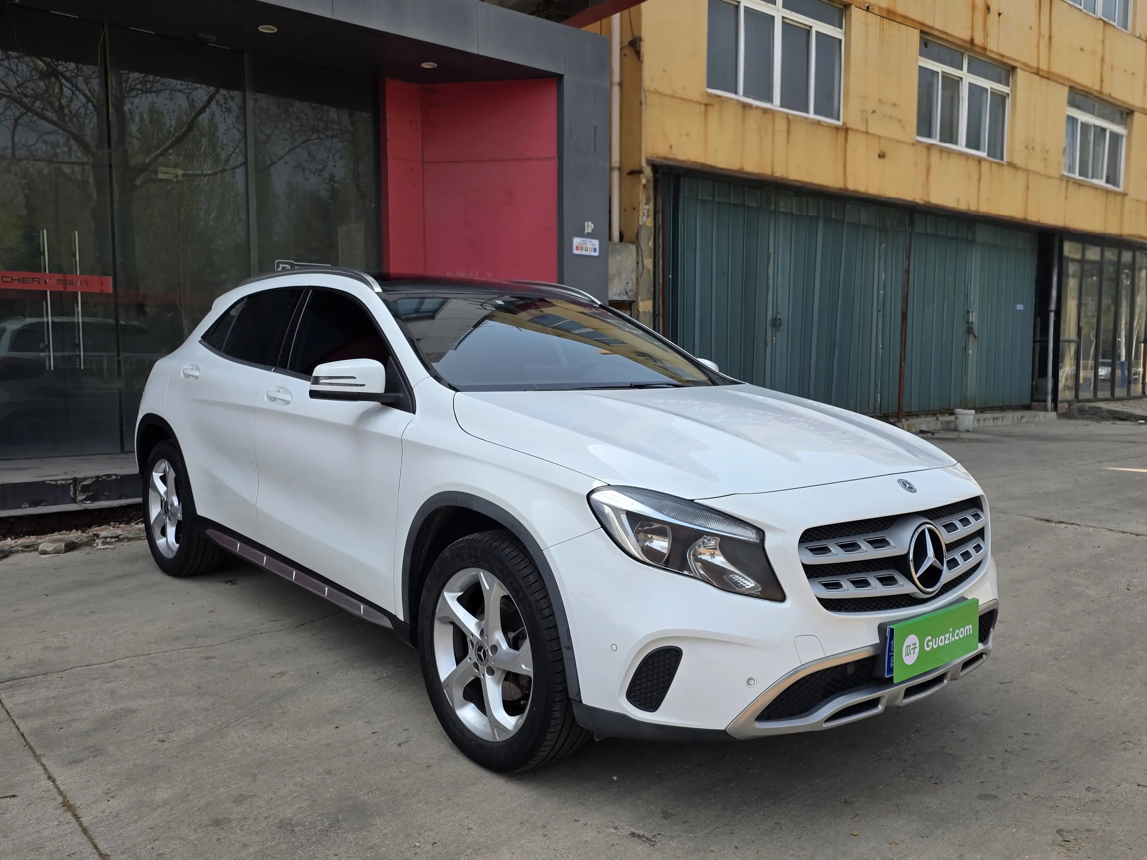 Mercedes-Benz GLA