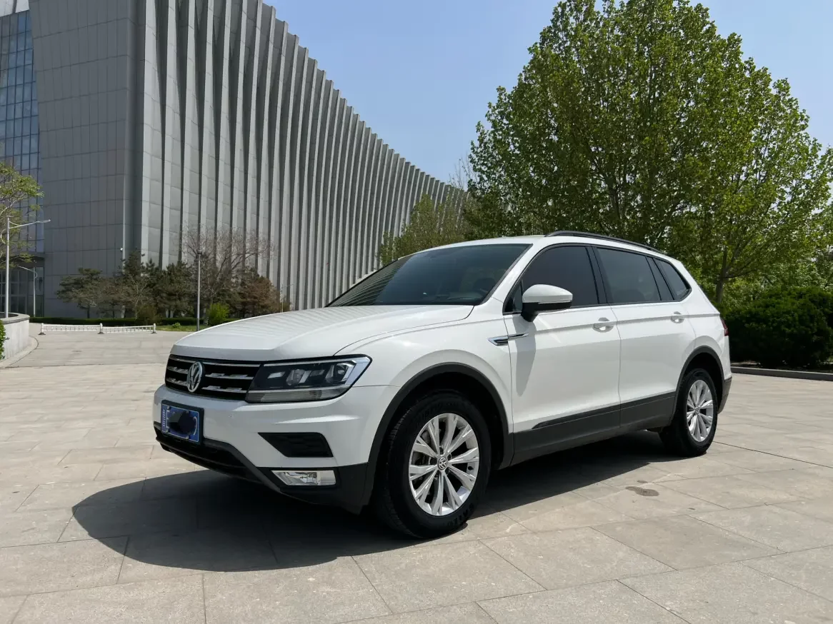 Volkswagen Tiguan L