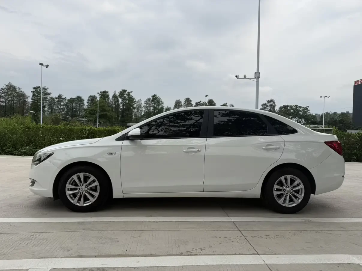 Buick Yinglang
