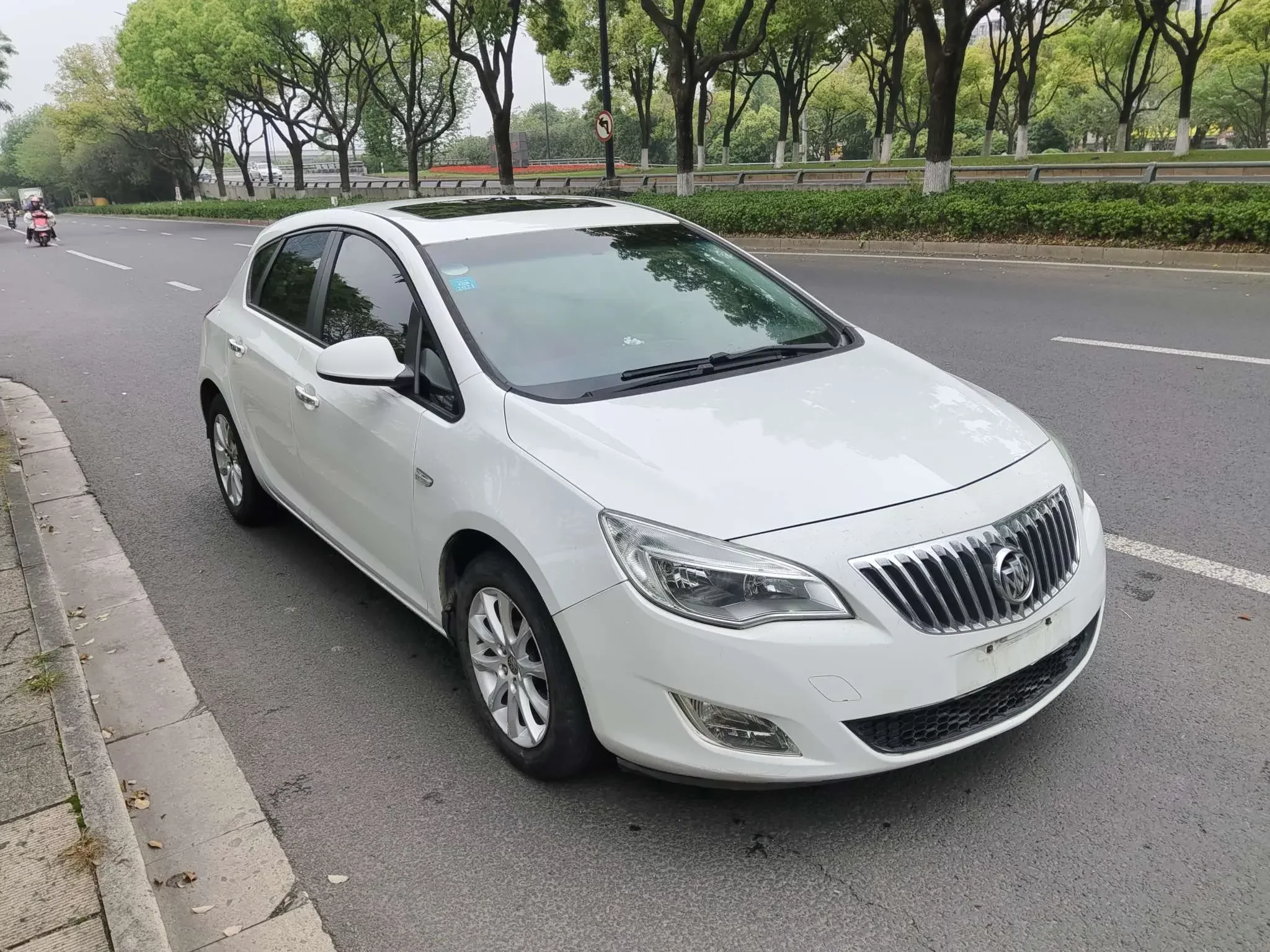Buick Yinglang