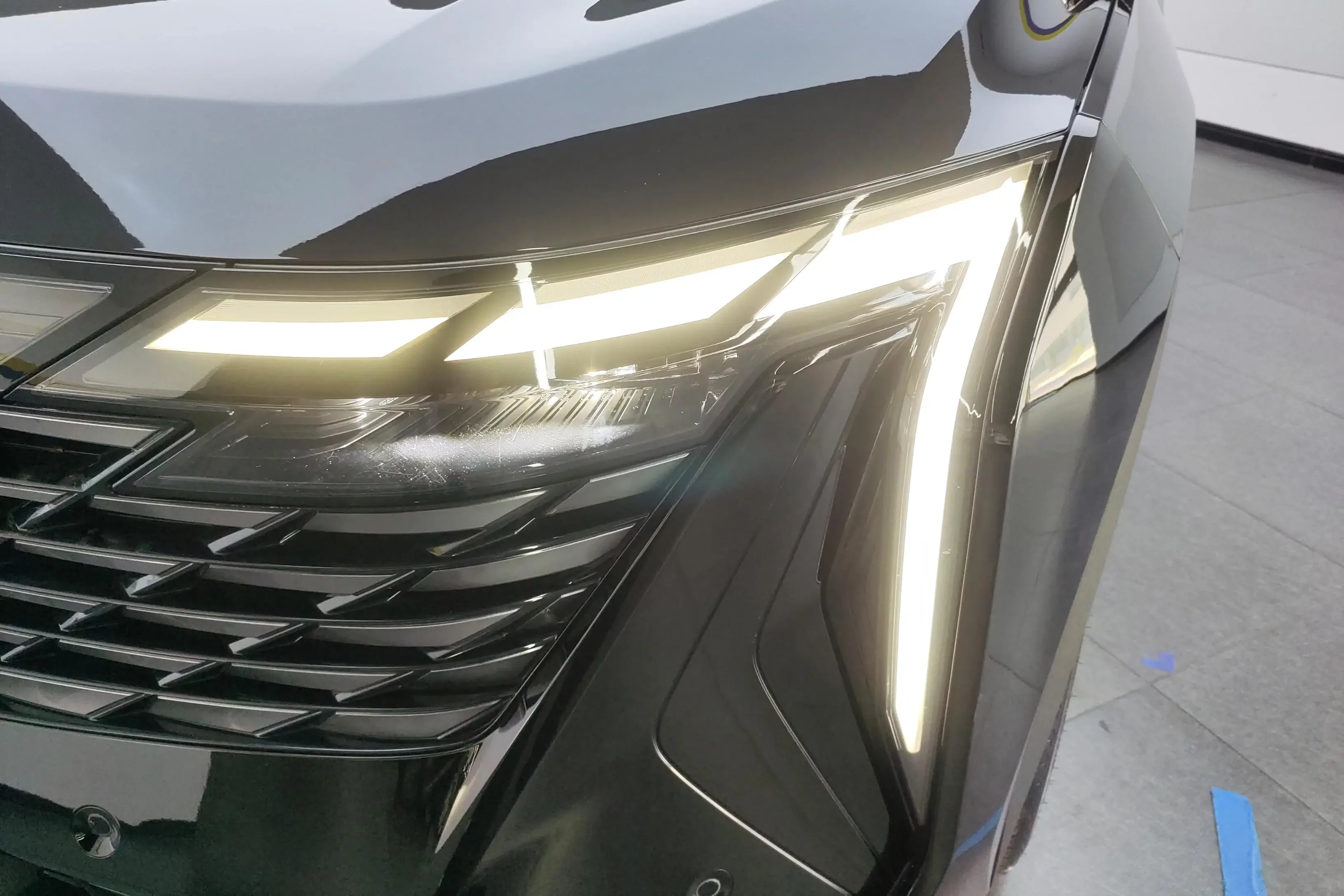 Geely Atlas L